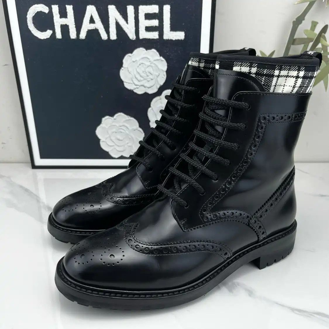 Dior DIOR black leather Women's ankle boots 36.5 Size US 6.5 / IT 36.5 - 1 Thumbnail