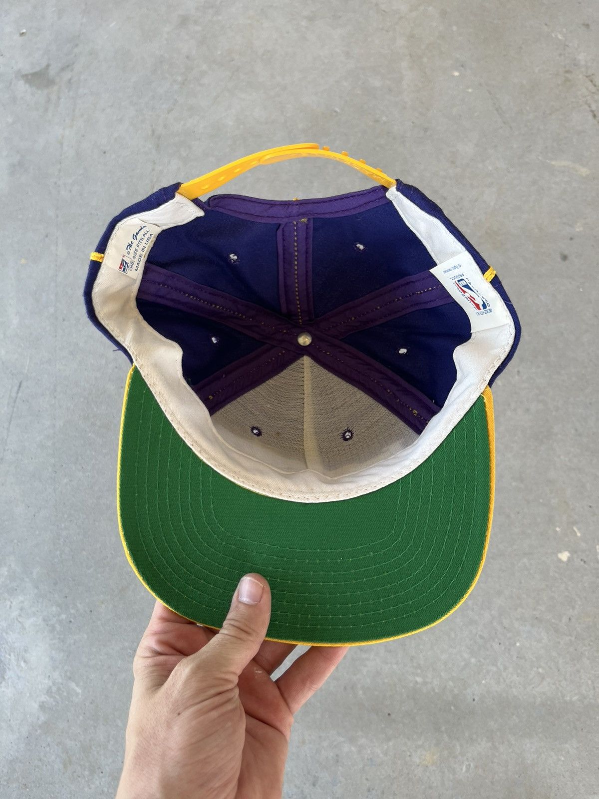 NBA Vintage 90’s La Lakers NBA The Game Striped Snapback Hat Size ONE SIZE - 3 Thumbnail