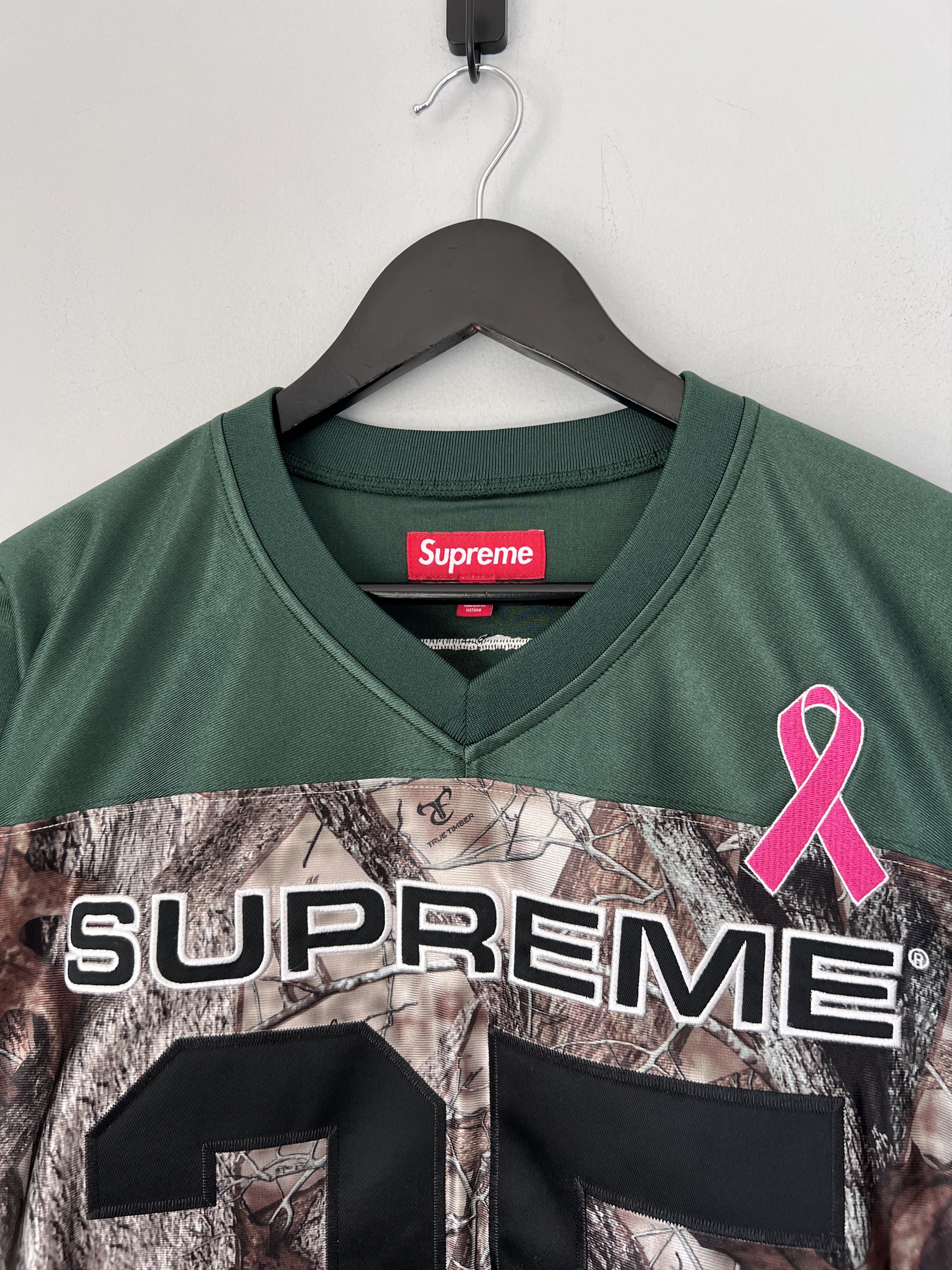 Supreme Supreme Breast Cancer Awareness Football Jersey Green Camo Size US XL / EU 56 / 4 - 2 Thumbnail