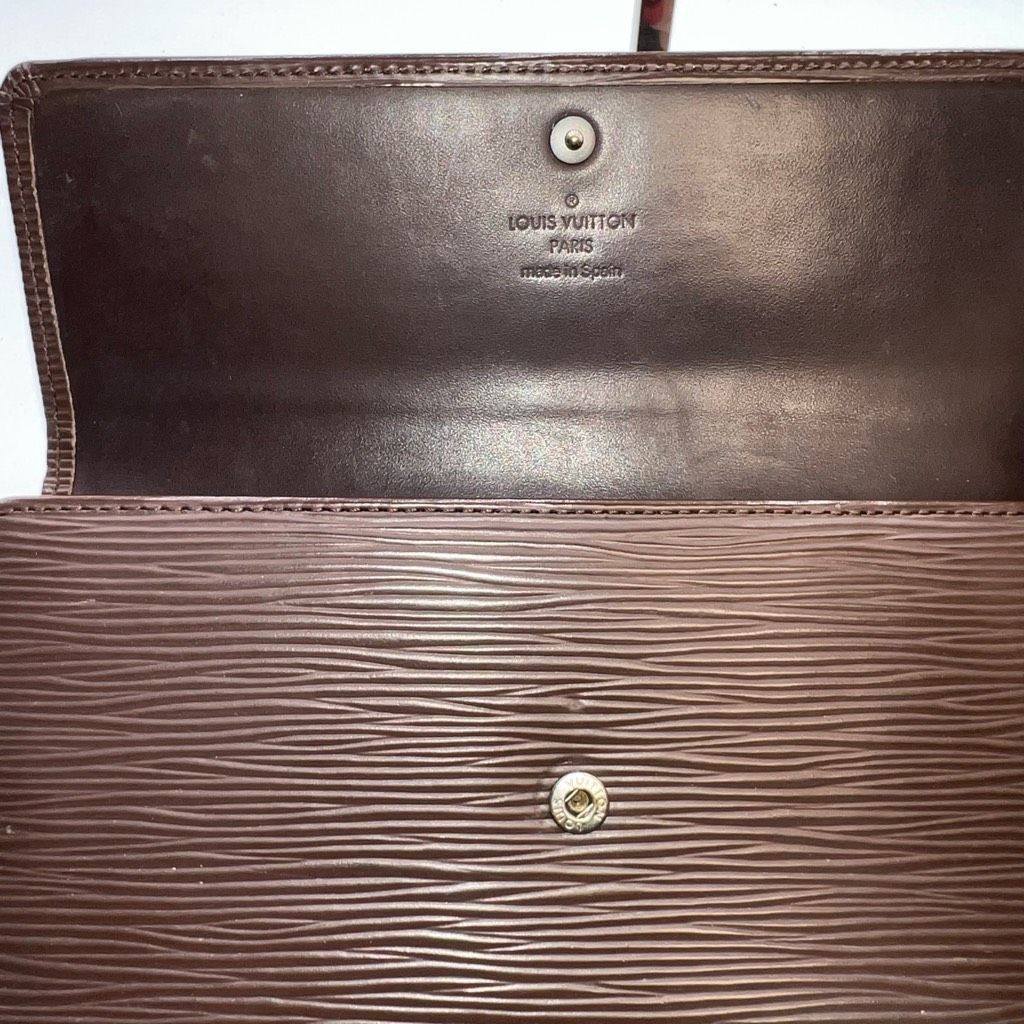 Louis Vuitton Louis Vuitton Epi Porte Tresor International Leather Trifold Size ONE SIZE - 7 Thumbnail