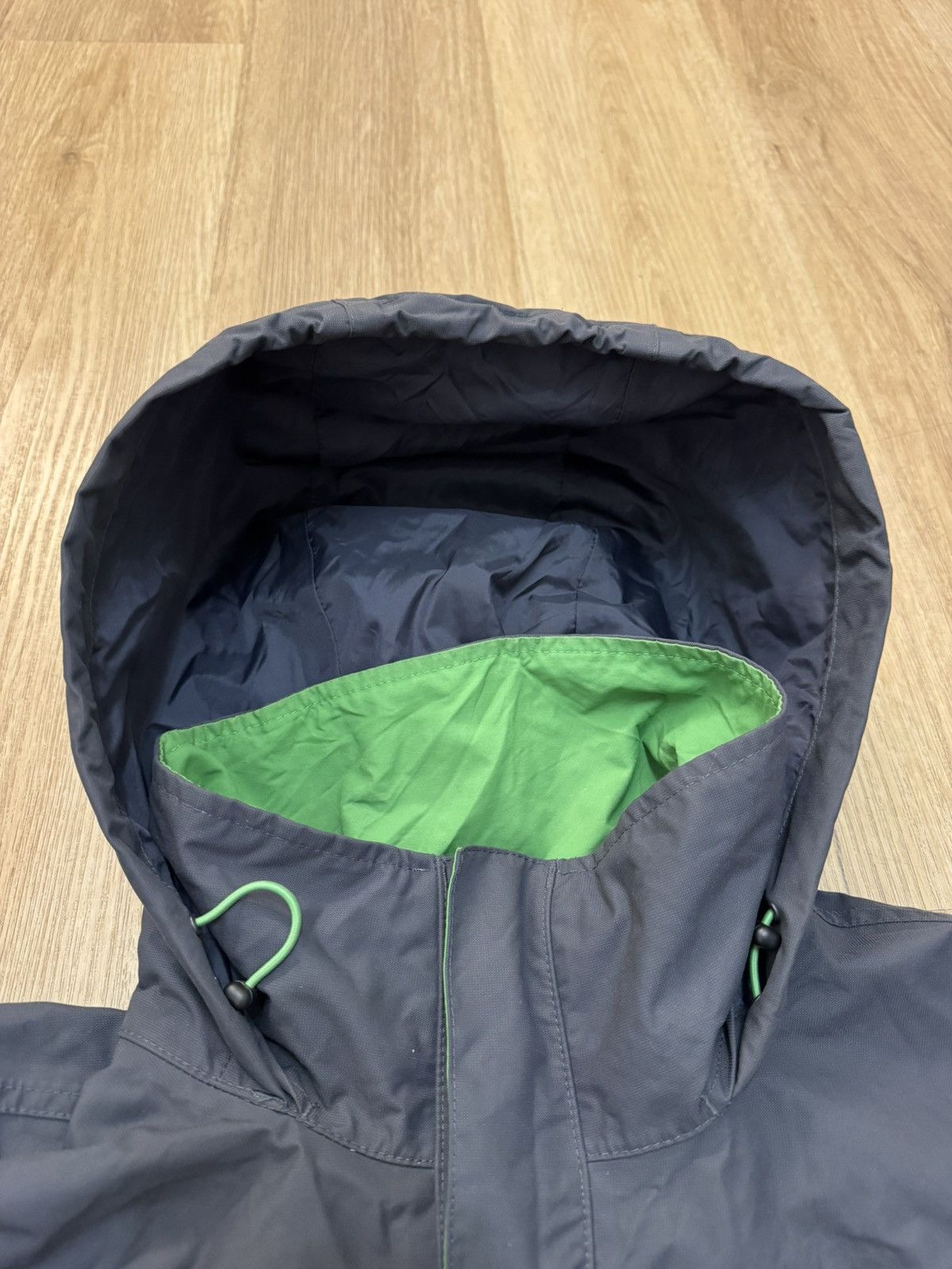 Berghaus Berghaus AQ2 Waterproof Gorpcore Trekking Jacket size L Size US L / EU 52-54 / 3 - 9 Thumbnail