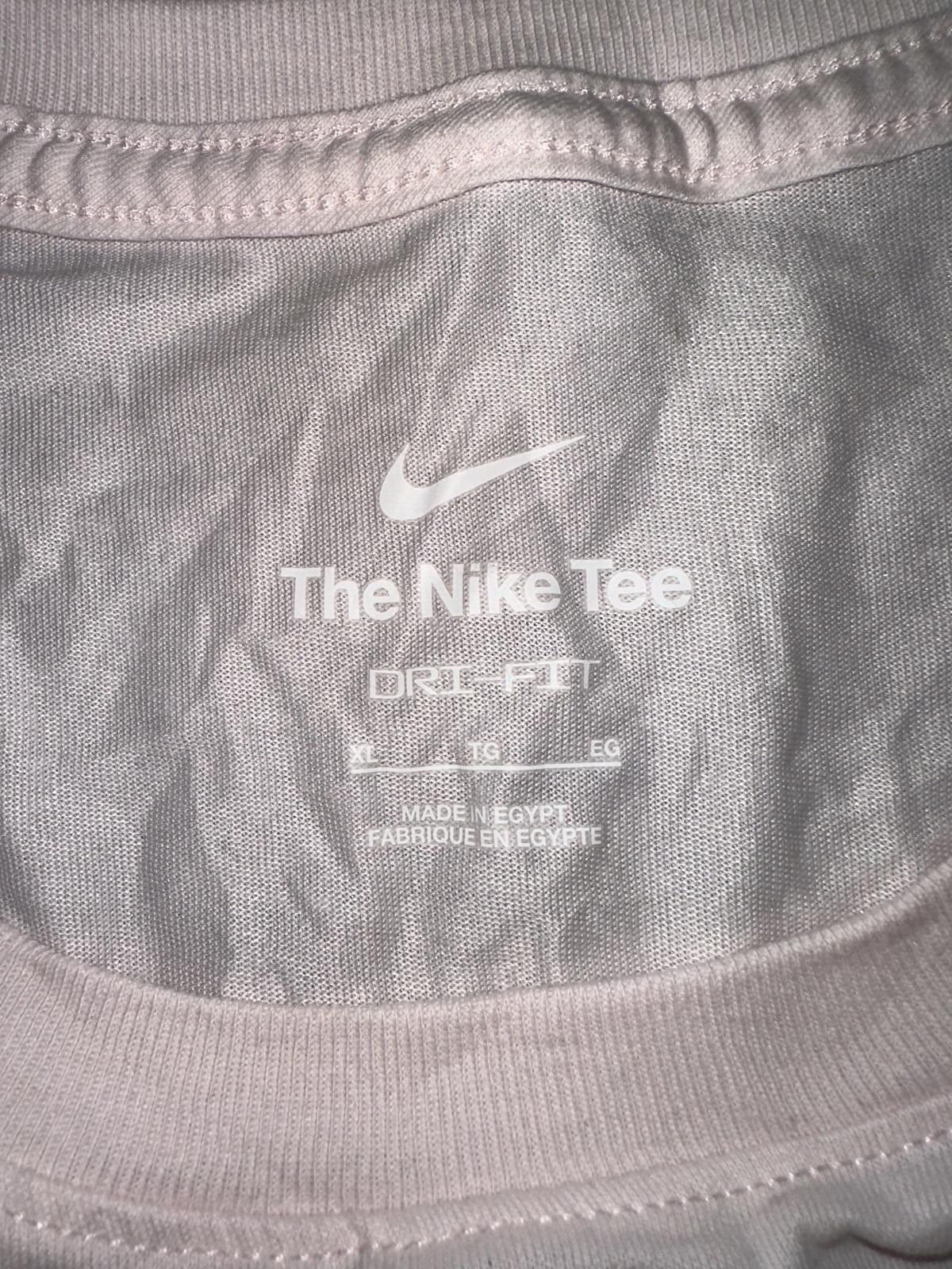 Nike Nike Men’s Dri-Fit Trail Running Outdoor Pink Shirt Size US XL / EU 56 / 4 - 6 Thumbnail