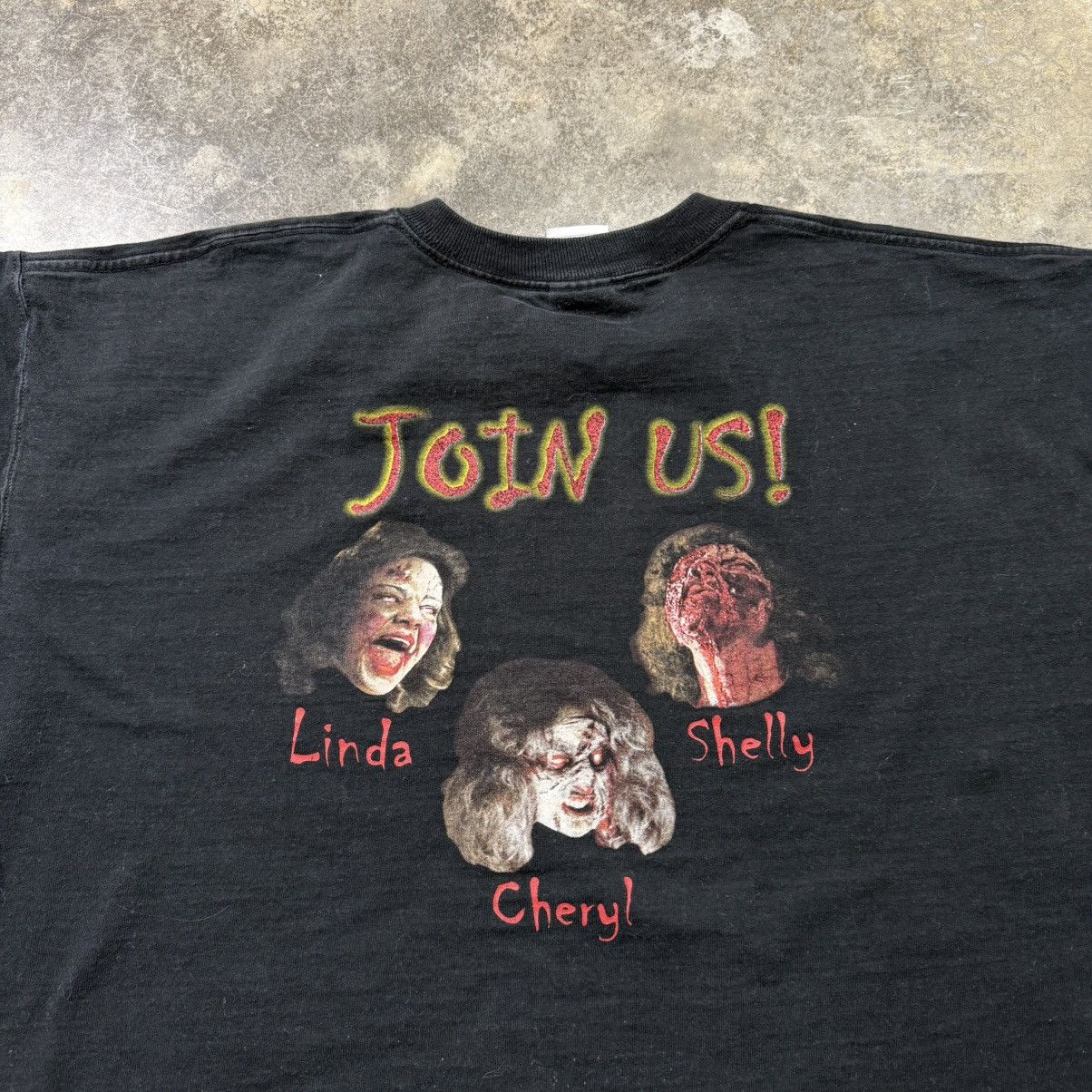 Vintage vintage the evil dead movie promo ladies of evil dead tshirt Size US XXL / EU 58 / 5 - 7 Thumbnail
