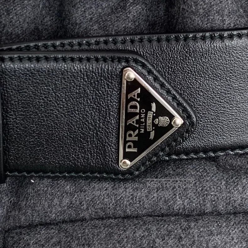 Prada Prada 22 dark gray cashmere lapel single-breasted long-sle Size XXS / US 00 / IT 34 - 6 Thumbnail