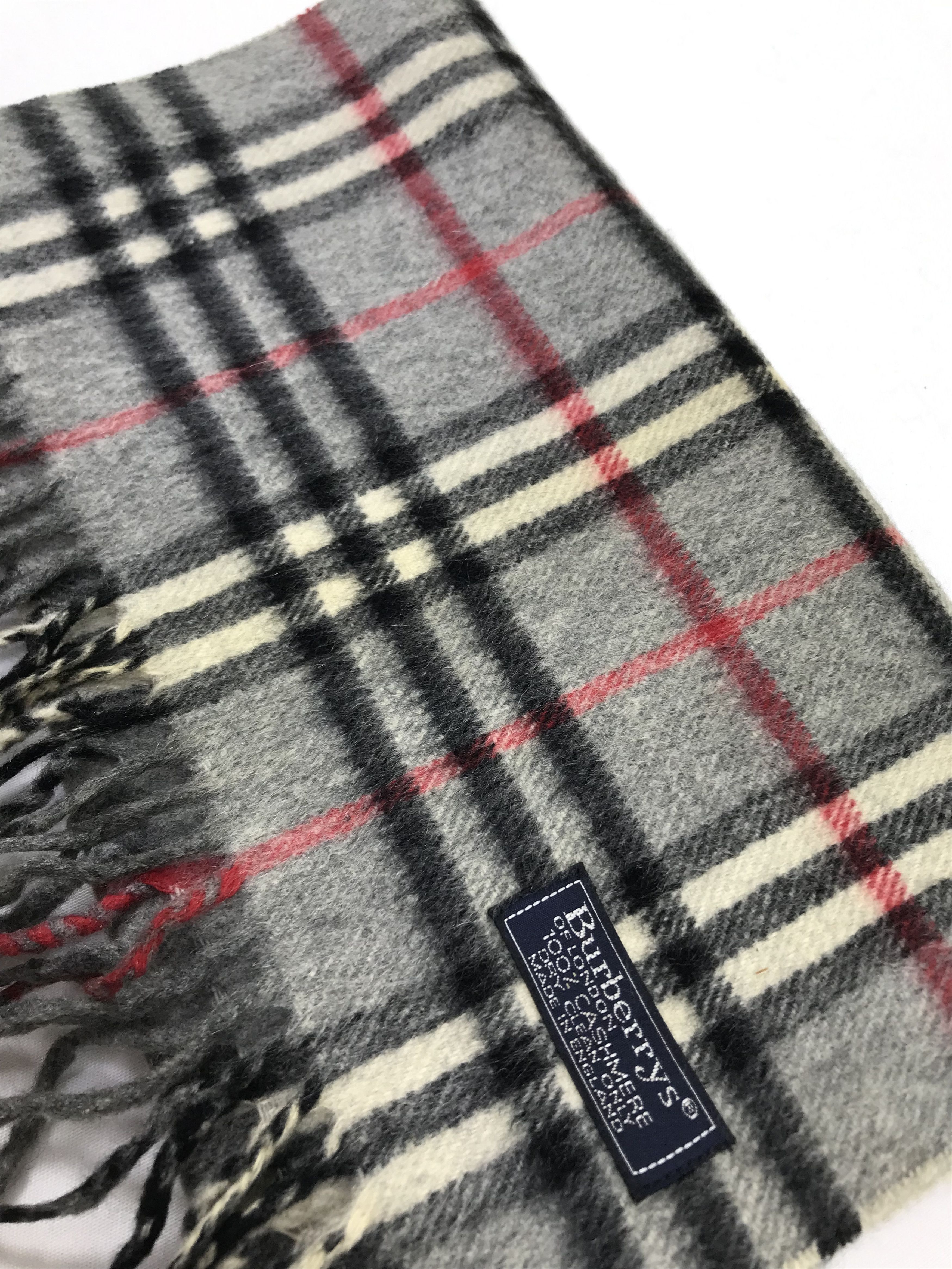 Burberry Burberry Scarf / Muffler / Neckwear Size ONE SIZE - 1 Thumbnail