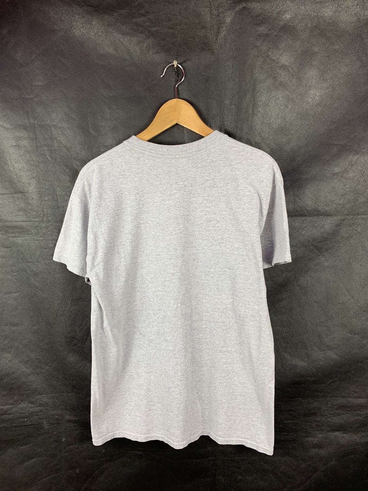 Rap Tees Steals! La Familia Hip Hop Streetwear Culture Logo Tee Size US M / EU 48-50 / 2 - 6 Thumbnail