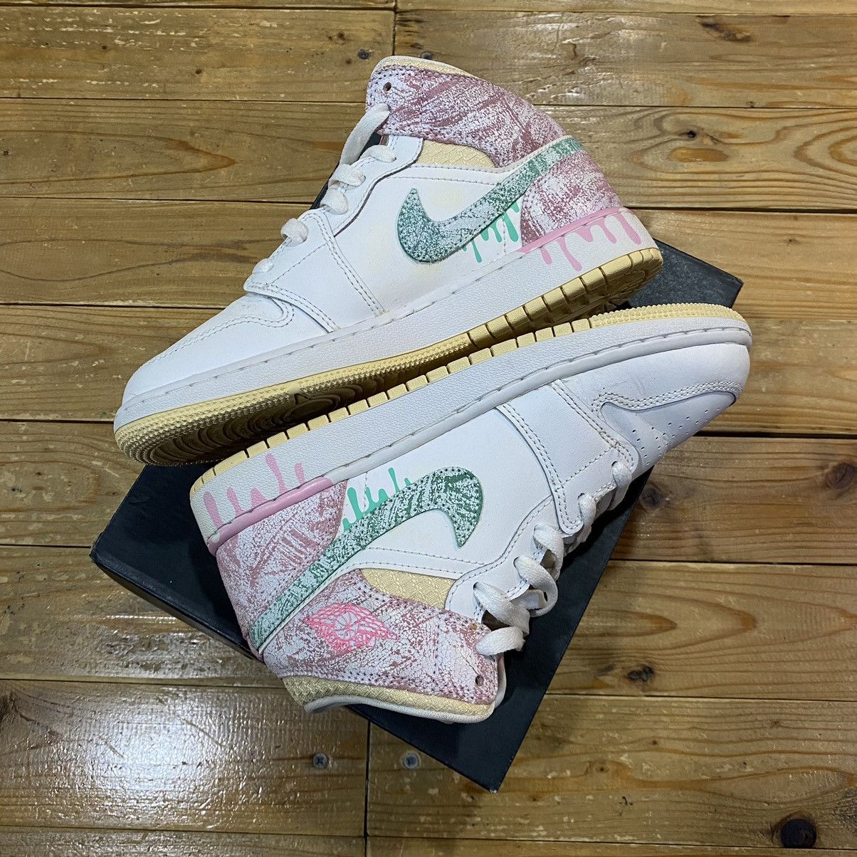 Nike Nike Air Jordan 1 Mid Paint Drip Ice Cream Pink Size 5y Size US 7 / IT 37 - 3 Thumbnail