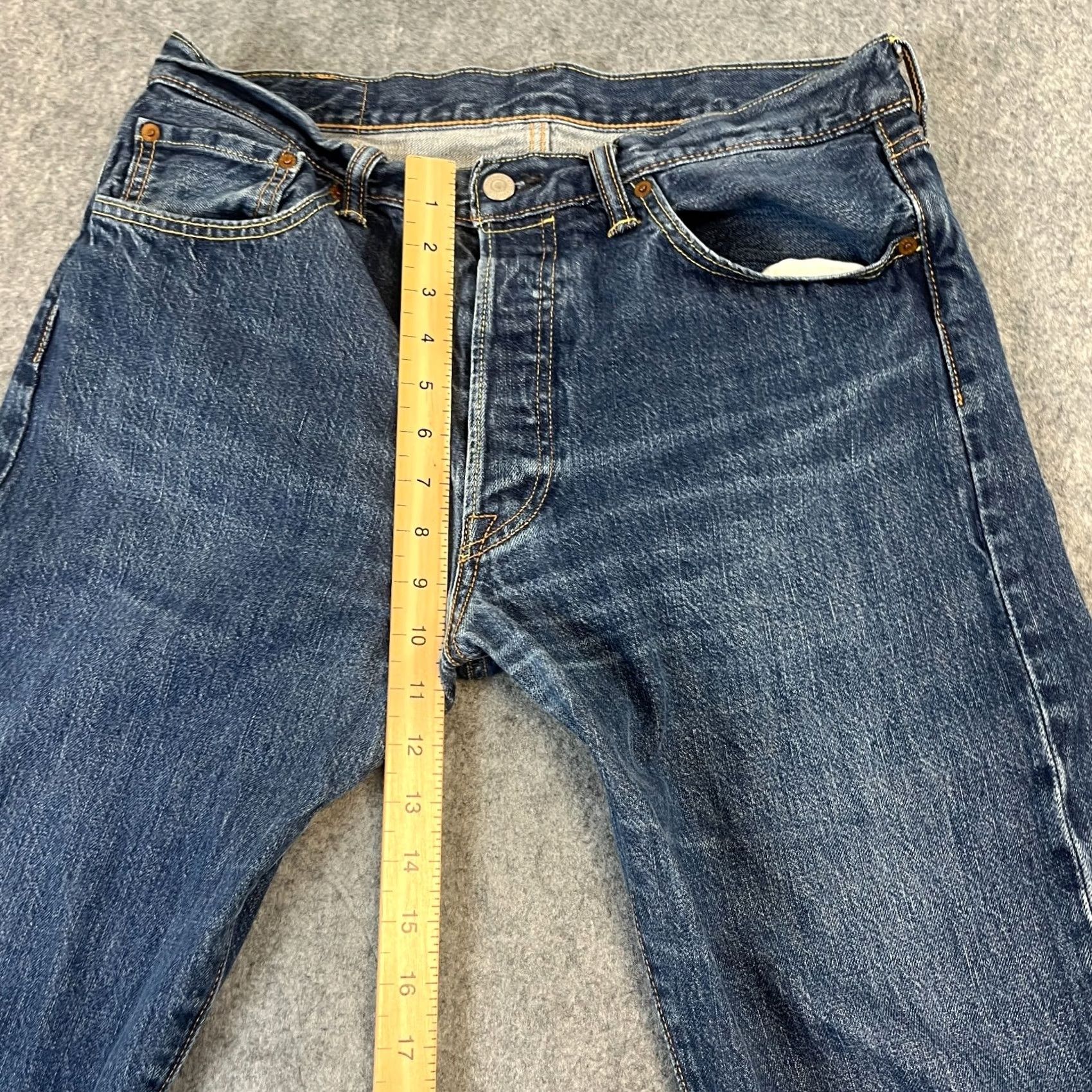 Levi's Levi's 501 Jeans Regular Straight 34 Dark Wash Blue Faded Button Fly Mens Vintage No N/A Size US 34 / EU 50 - 5 Thumbnail