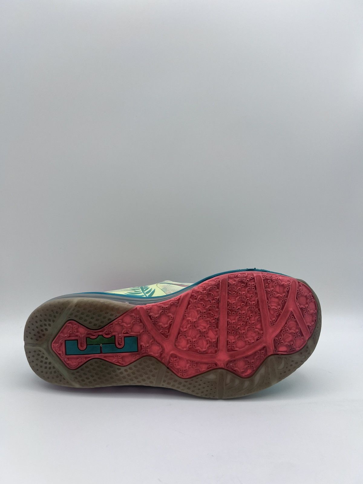 Nike Nike LeBron 9 Low LeBronold Palmer 2022 Size M 7.5 / W 9 Size US 7.5 / EU 40-41 - 8 Thumbnail