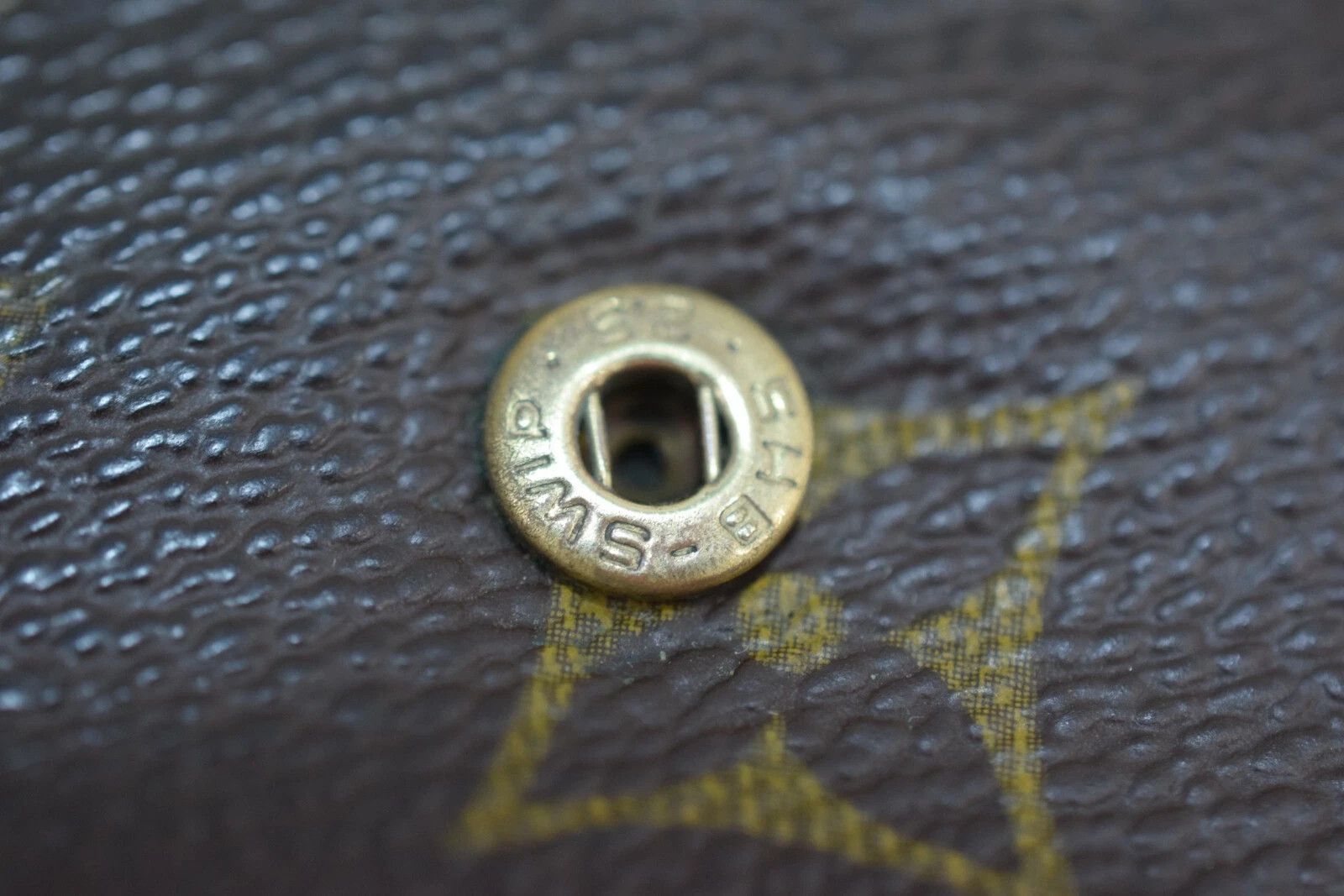 Louis Vuitton Louis Vuitton Porte Monnaie Bier Cult Monogram Wallet M61660 Size ONE SIZE - 13 Thumbnail