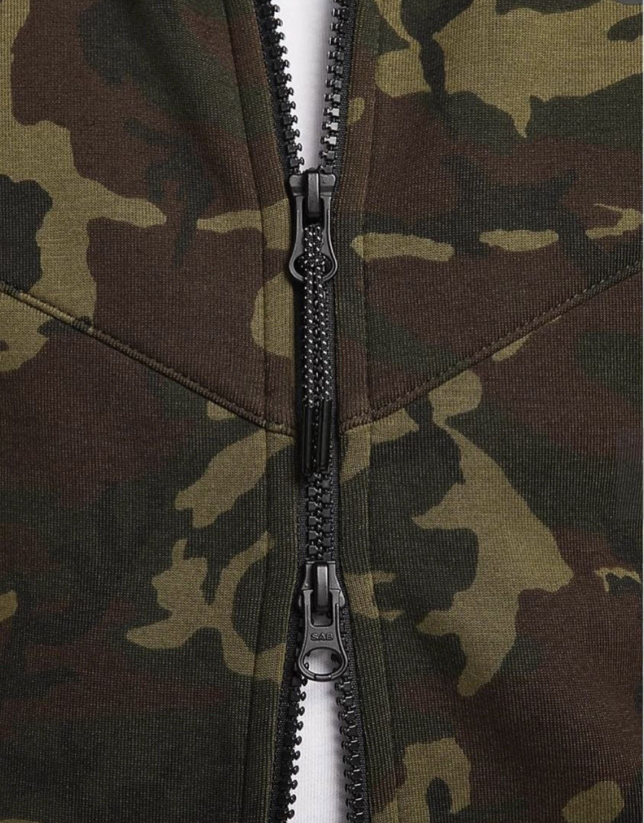 Nike × Vintage Vintage Nike Tech fleece tracksuit size S S/M rare Camo Size US S / EU 44-46 / 1 - 4 Thumbnail