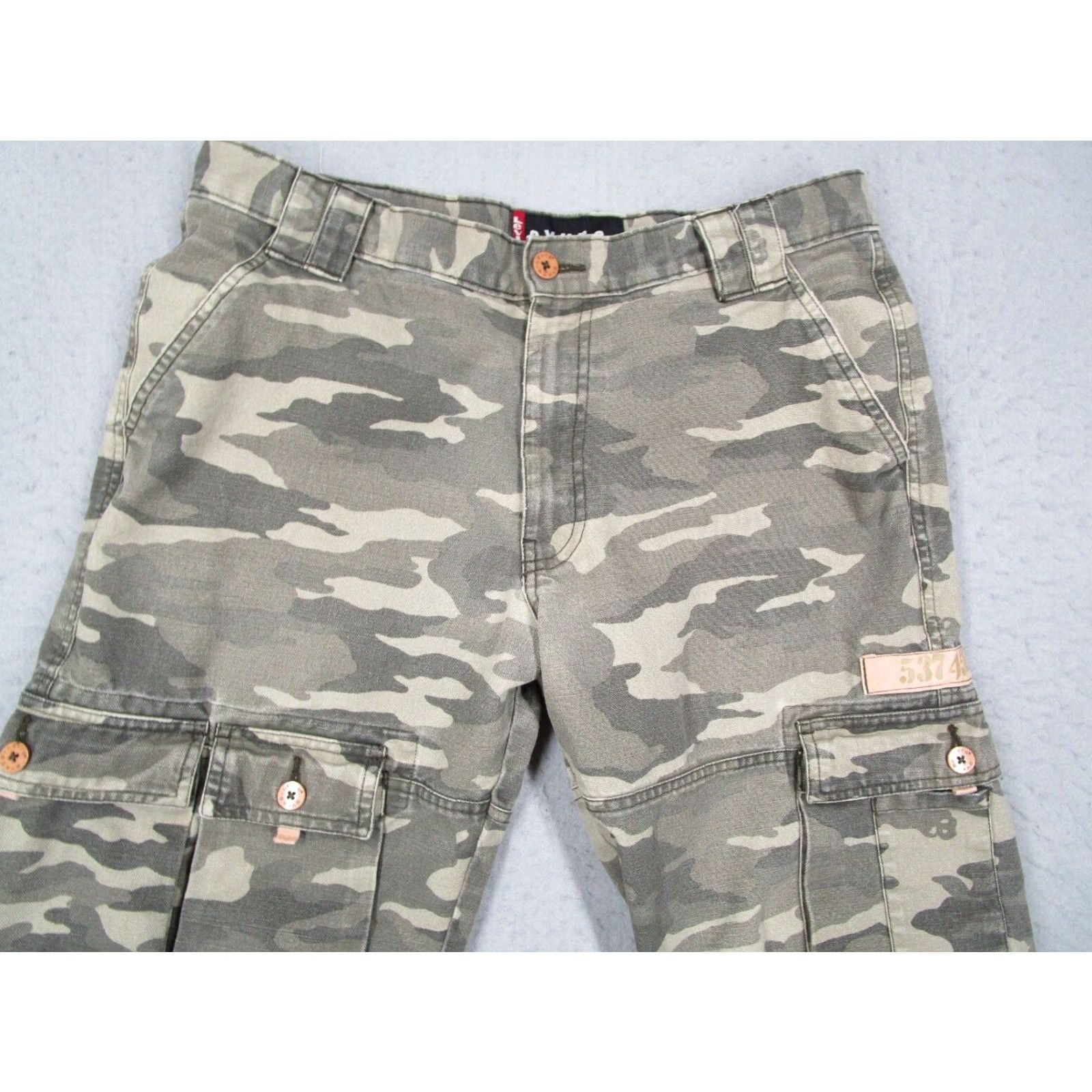 Levi's VINTAGE Levi's Cargo Pants Mens 32 Green Camo 90s Retro Cotton Size US 32 / EU 48 - 2 Thumbnail