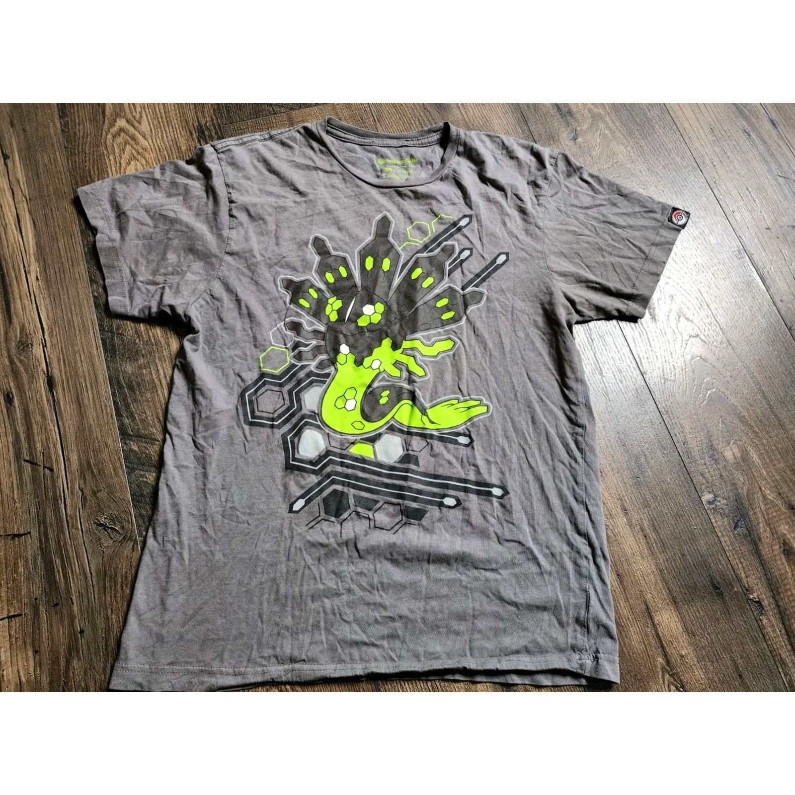 Vintage Pokemon Center M Zygarde 50% Forme Double Sided T Shirt Mens Gray Cotton Crew Neck Regular Size M Size US M / EU 48-50 / 2 - 5 Thumbnail
