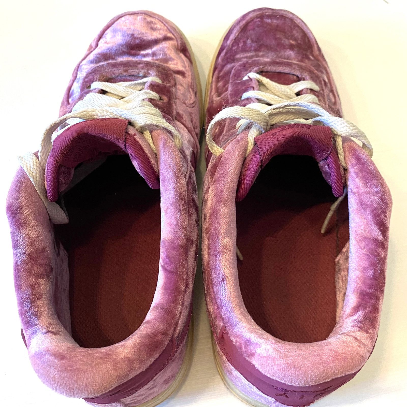 Nike Nike Air Force One LV8 Velvet Berry 849345-601 Girls Size 7Y Size US 7 / IT 37 - 8 Thumbnail