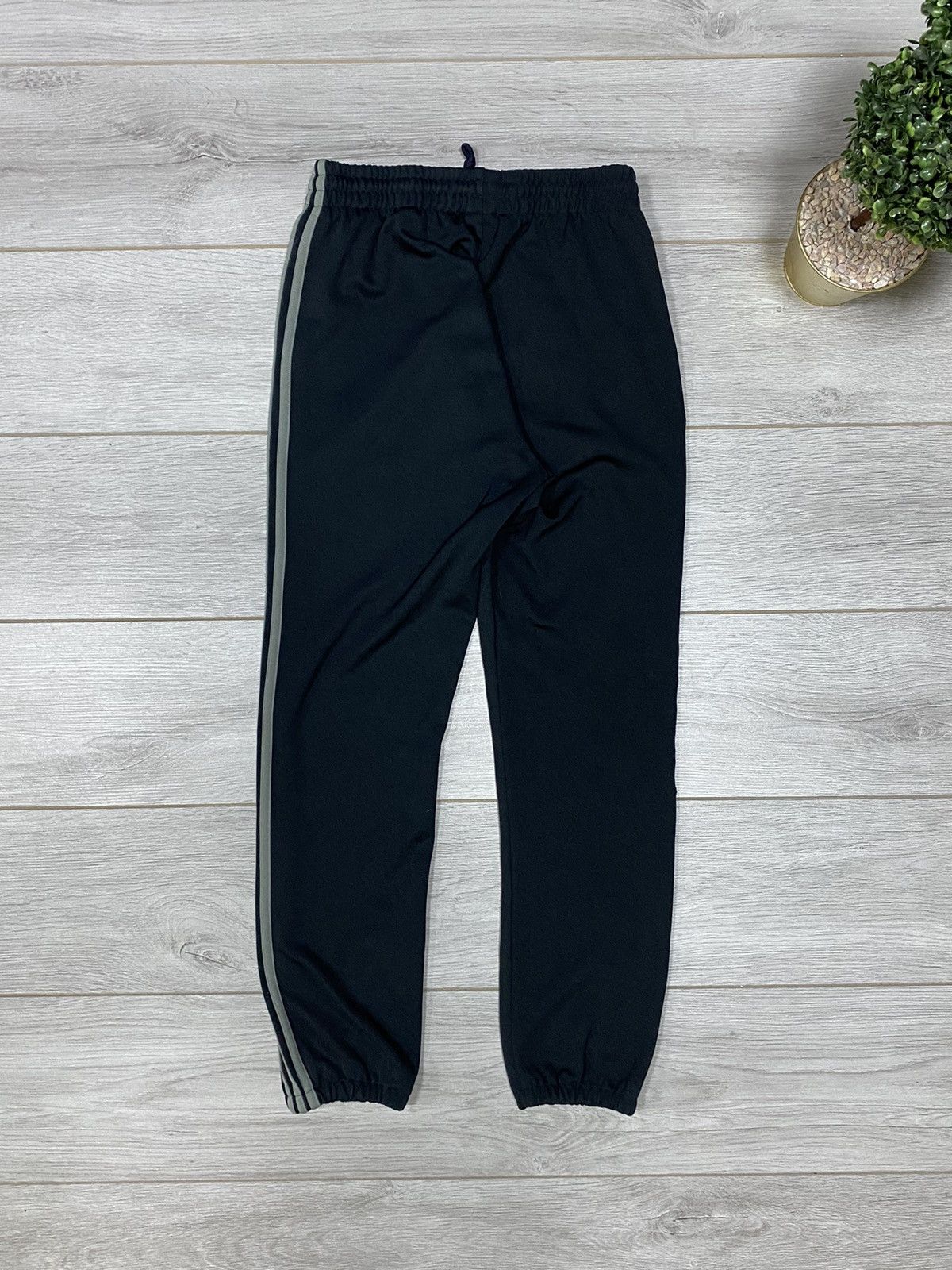 Adidas × Kanye West Adidas Calabasas vintage three stripes pants Size US 30 / EU 46 - 6 Thumbnail