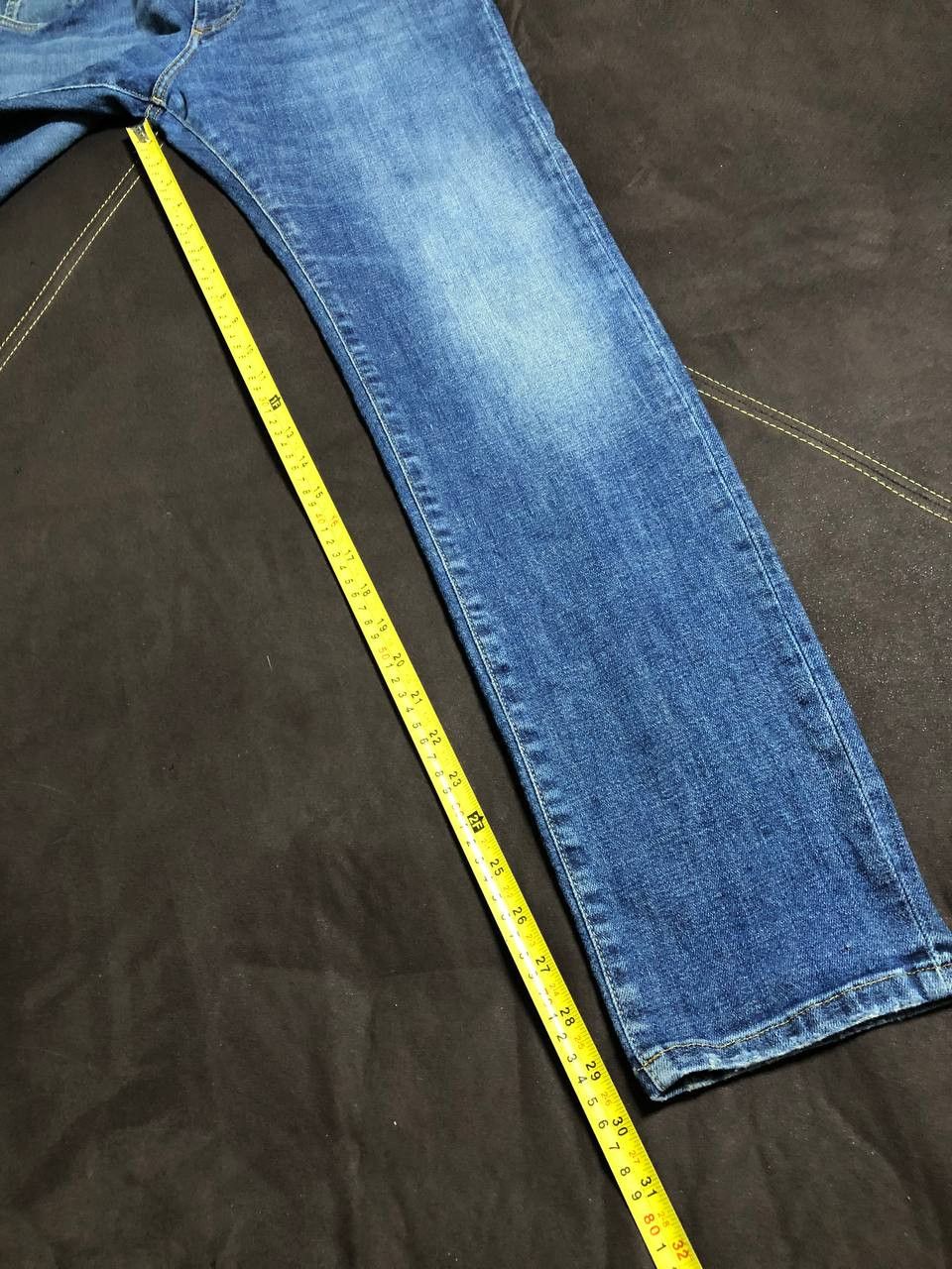 Dolce & Gabbana DOLCE & GABBANA Indigo Distressed Denim Button Fly jeans Size US 30 / EU 46 - 9 Thumbnail