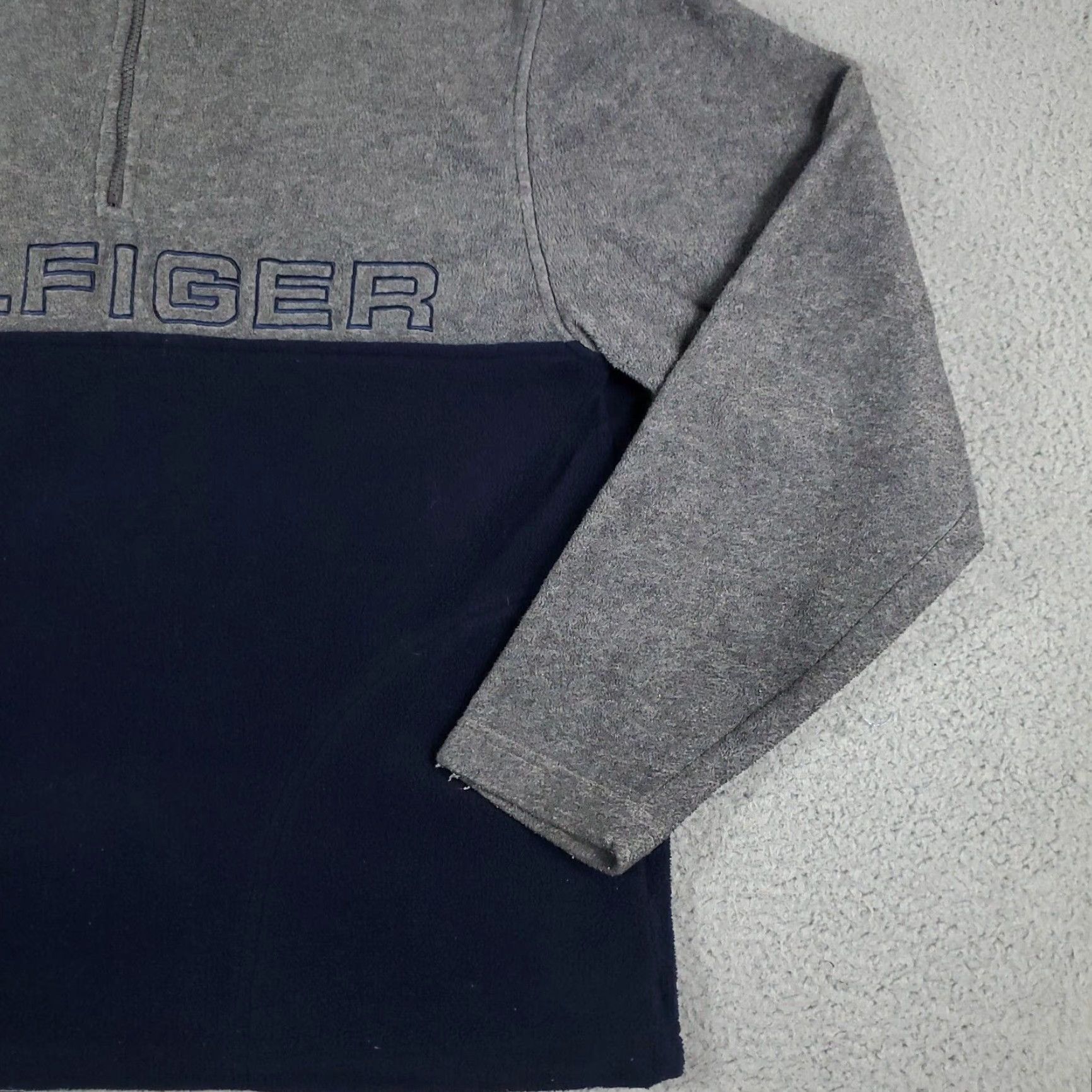 Tommy Hilfiger VINTAGE Tommy Hilfiger Fleece Pullover Sweater Medium Blue 1/4 Zip Unisex Adults Size US M / EU 48-50 / 2 - 4 Thumbnail