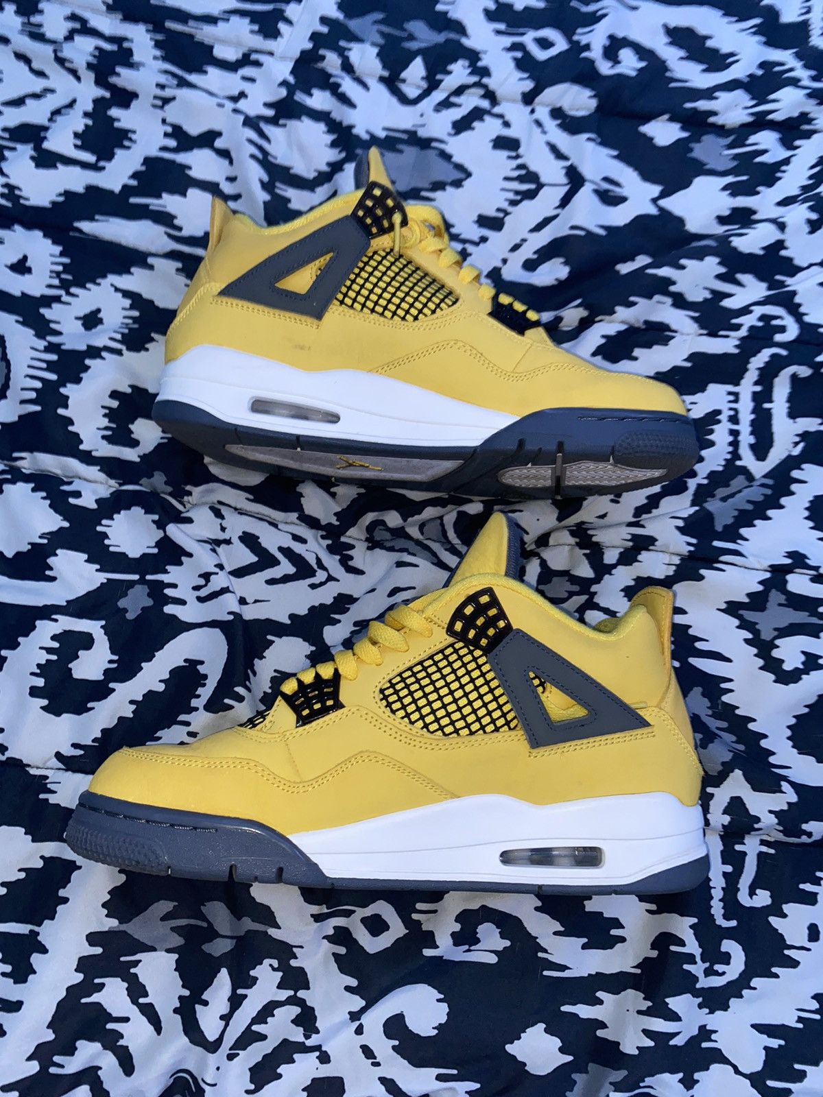 image of Jordan Nike Air Jordan 4 Retro Lighting Shoes in Yellow, Men's (Size 9)