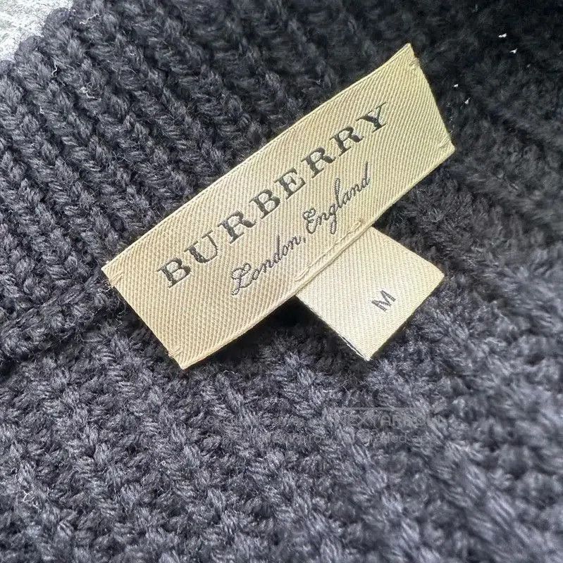 Burberry Burberry Wool Logo Women's Long Sleeve Sweater. Size M / US 6-8 / IT 42-44 - 3 Thumbnail