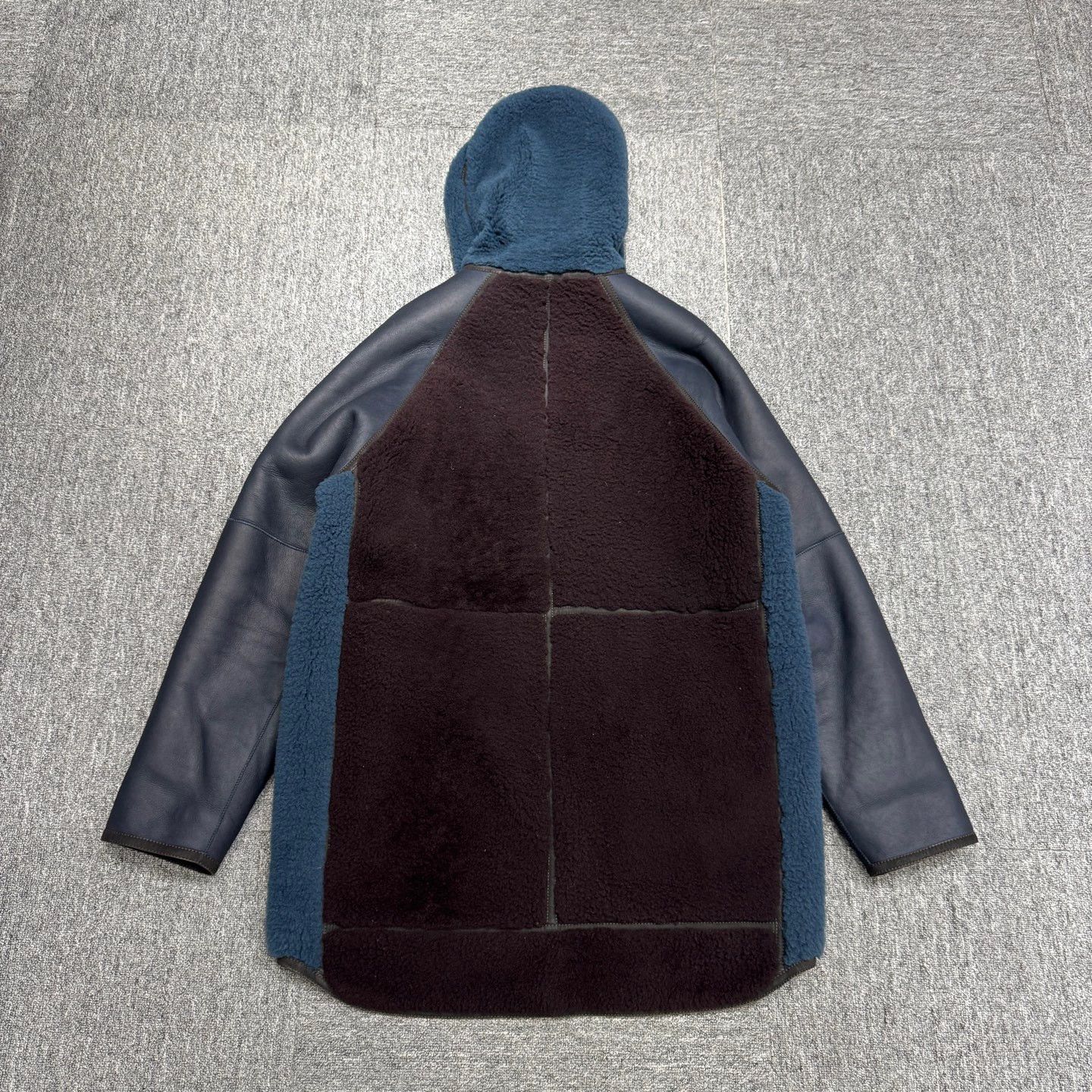 Louis Vuitton LV fur leather double-faced coat 50 EU Mint Size US M / EU 48-50 / 2 - 7 Thumbnail