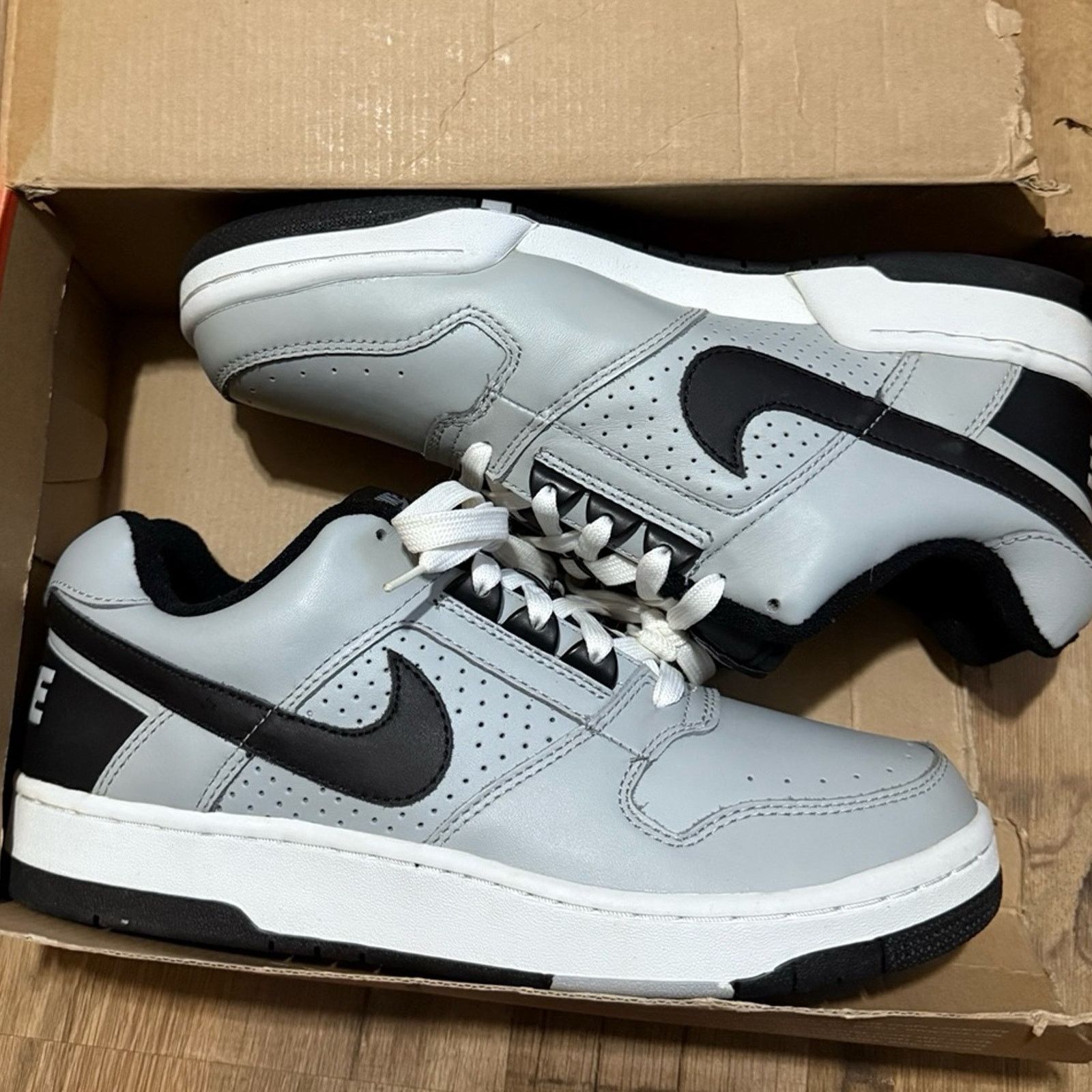 Nike 2004 Nike Delta Force Low Silver Black Size US 10.5 / EU 43-44 - 11 Thumbnail