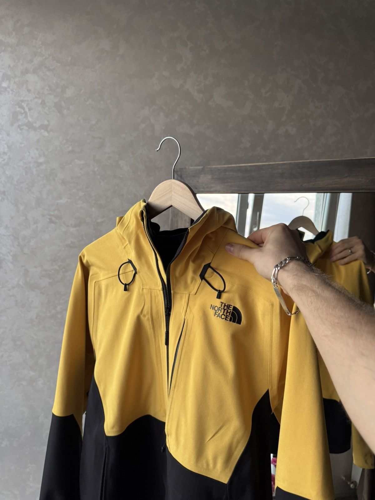 The North Face The North Face Apex Flex Gore Tex Jacket Size US M / EU 48-50 / 2 - 14 Thumbnail