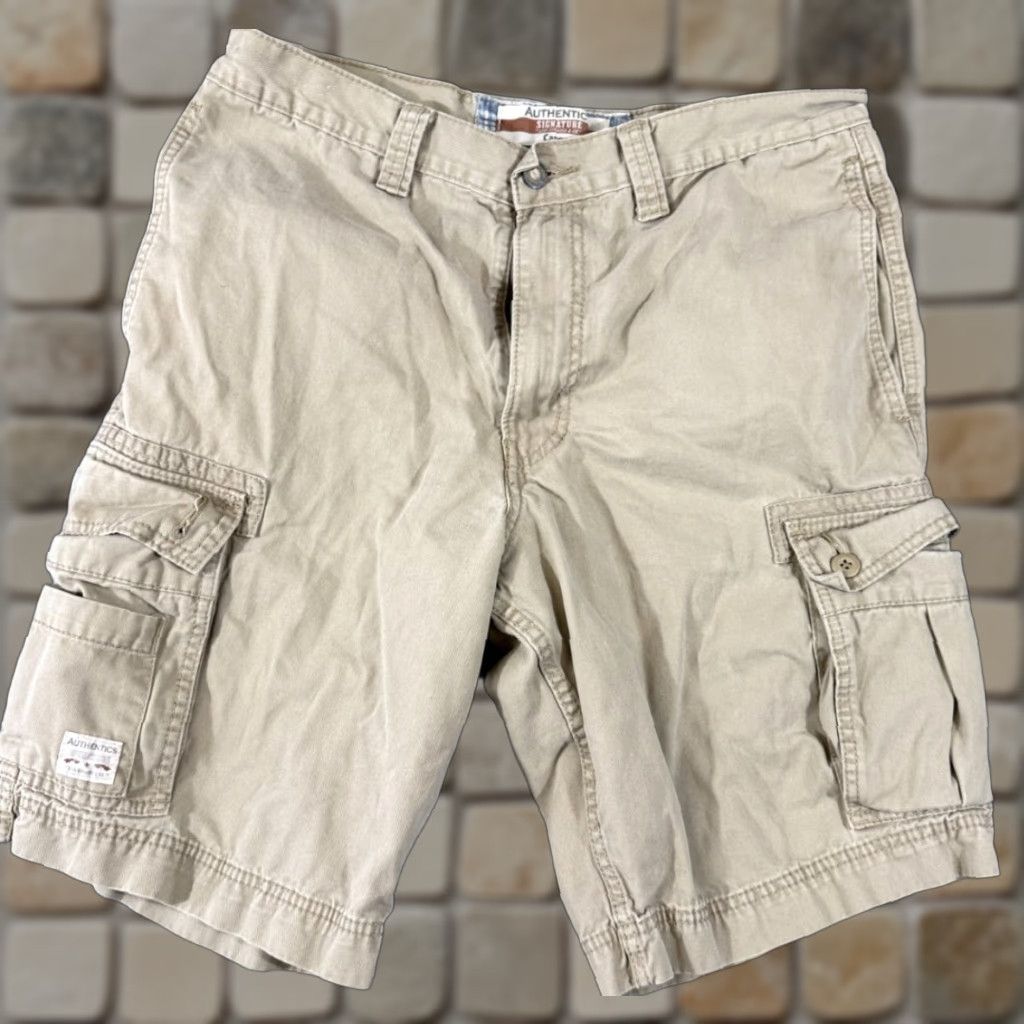 Levi's Levi's Cargo Shorts Mens W33 Khaki Beige Utility Pockets Outdoor Size US 33 - 1 Thumbnail