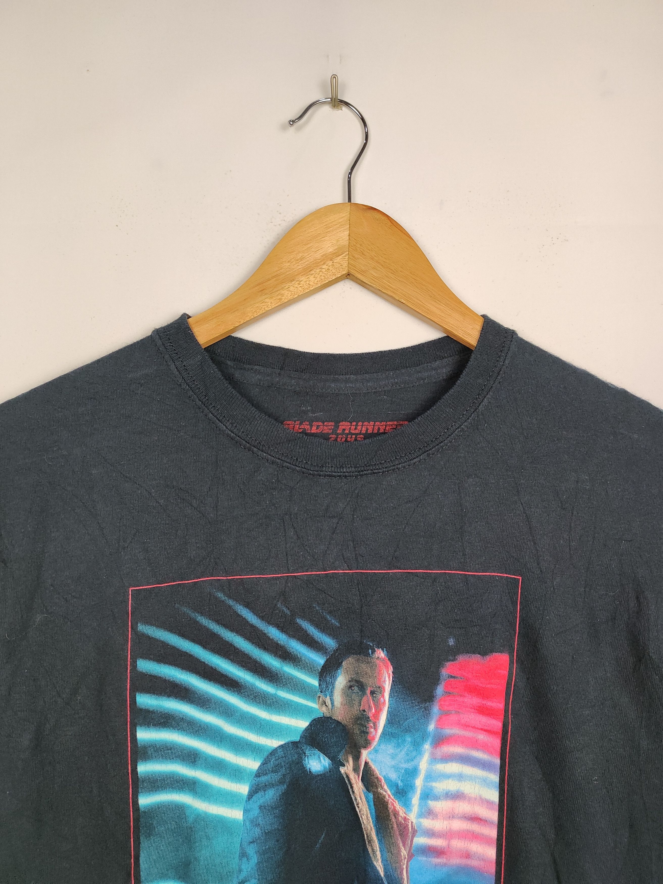 Other Blade Runner 2047 Movie Ryan Gosling Shirt Size US S / EU 44-46 / 1 - 2 Thumbnail