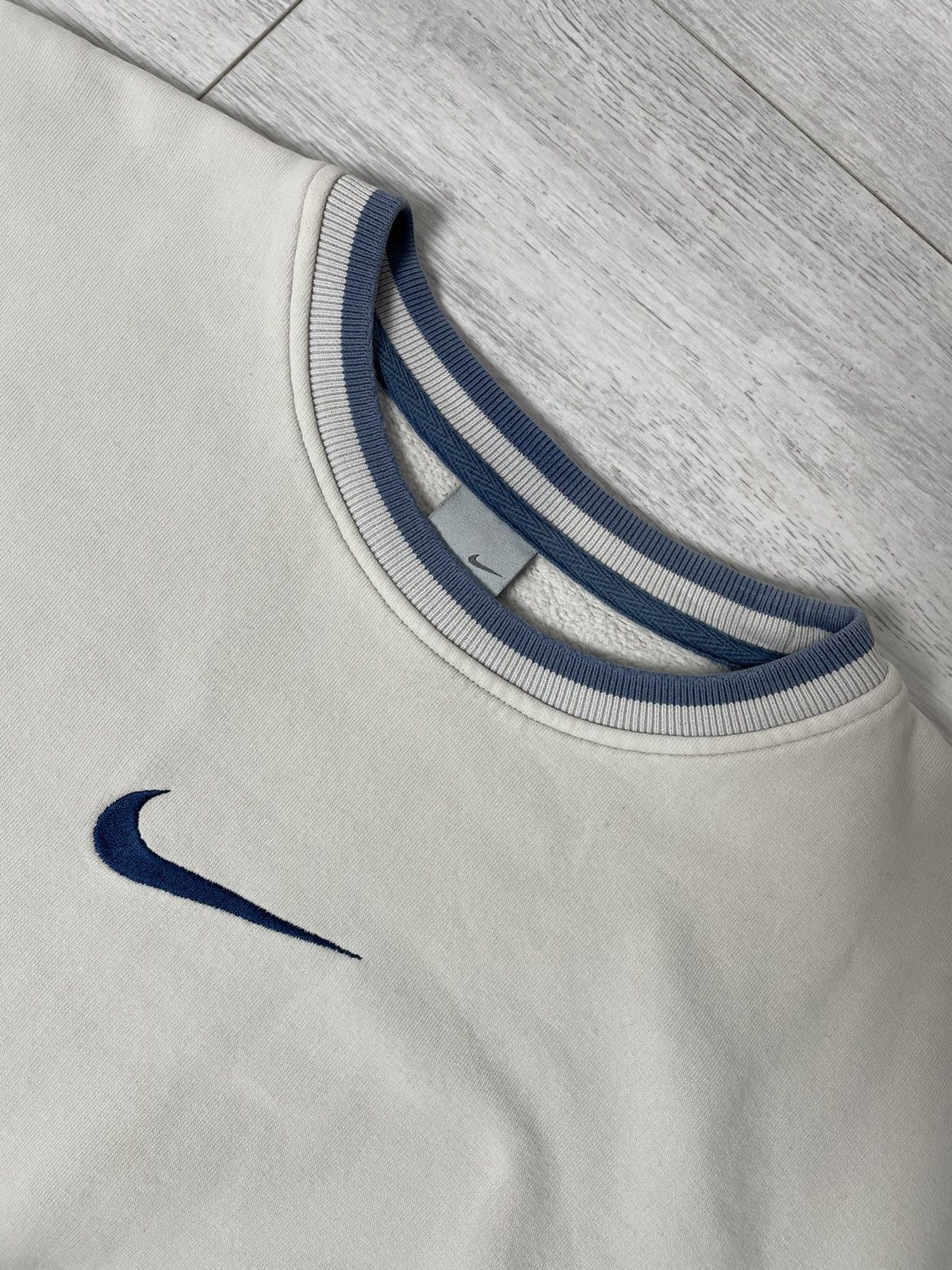 Nike × Vintage Nike Vintage Centre Logo 90’s biege Gray Size US XL / EU 56 / 4 - 4 Thumbnail
