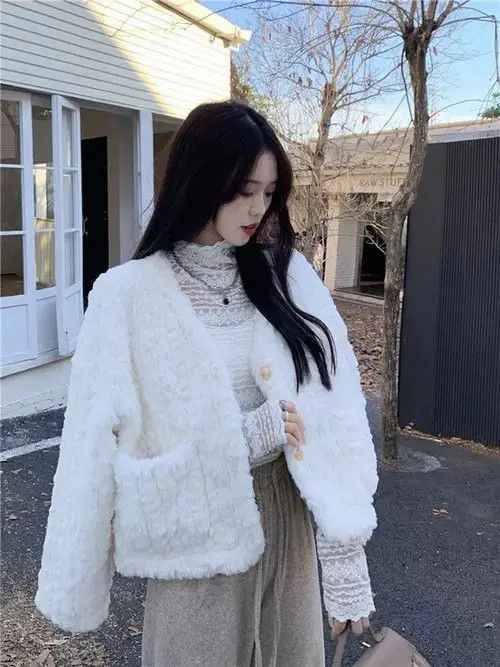 Japanese Brand Zoki Elegant Faux Fur Lamb Coats Women Winter Size ONE SIZE - 2 Thumbnail