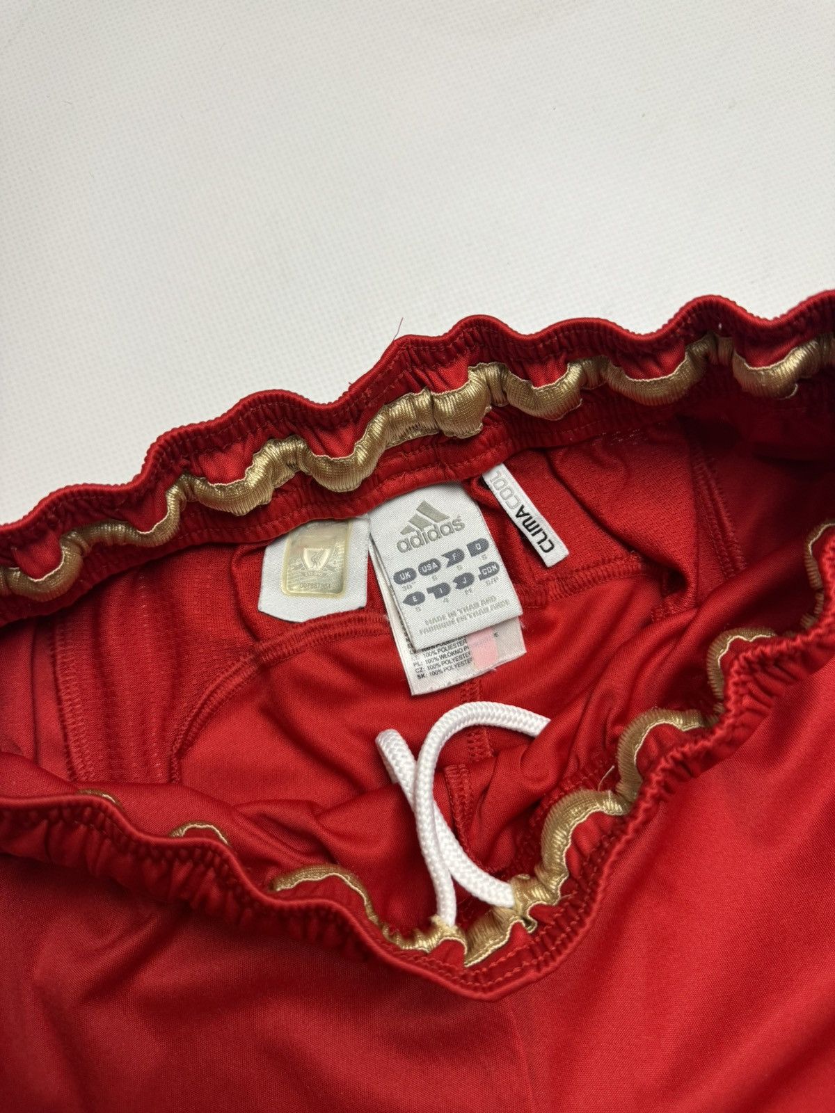 Adidas Rare vintage Adidas Liverpool Shorts jersey y2k Size US S / EU 44-46 / 1 - 6 Thumbnail