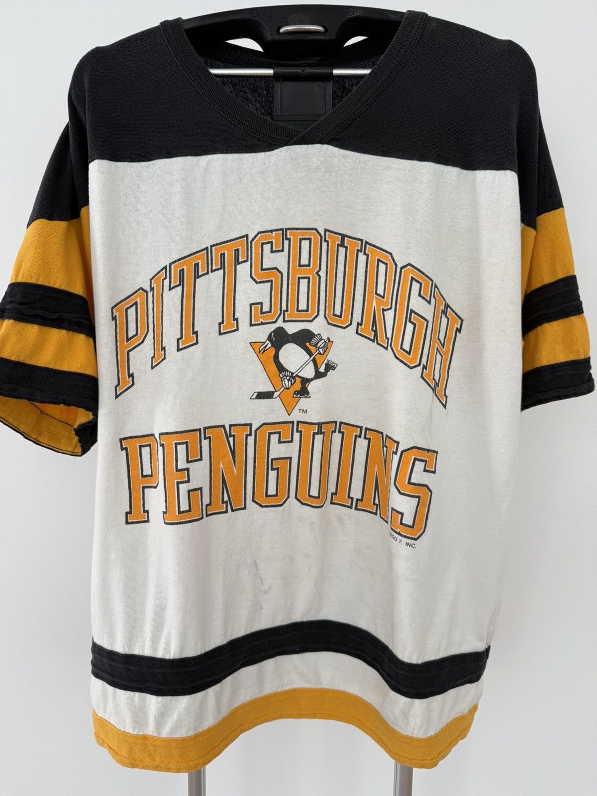 Logo 7 Vintage Pittsburgh Penguins NHL shirt Size US L / EU 52-54 / 3 - 11 Thumbnail