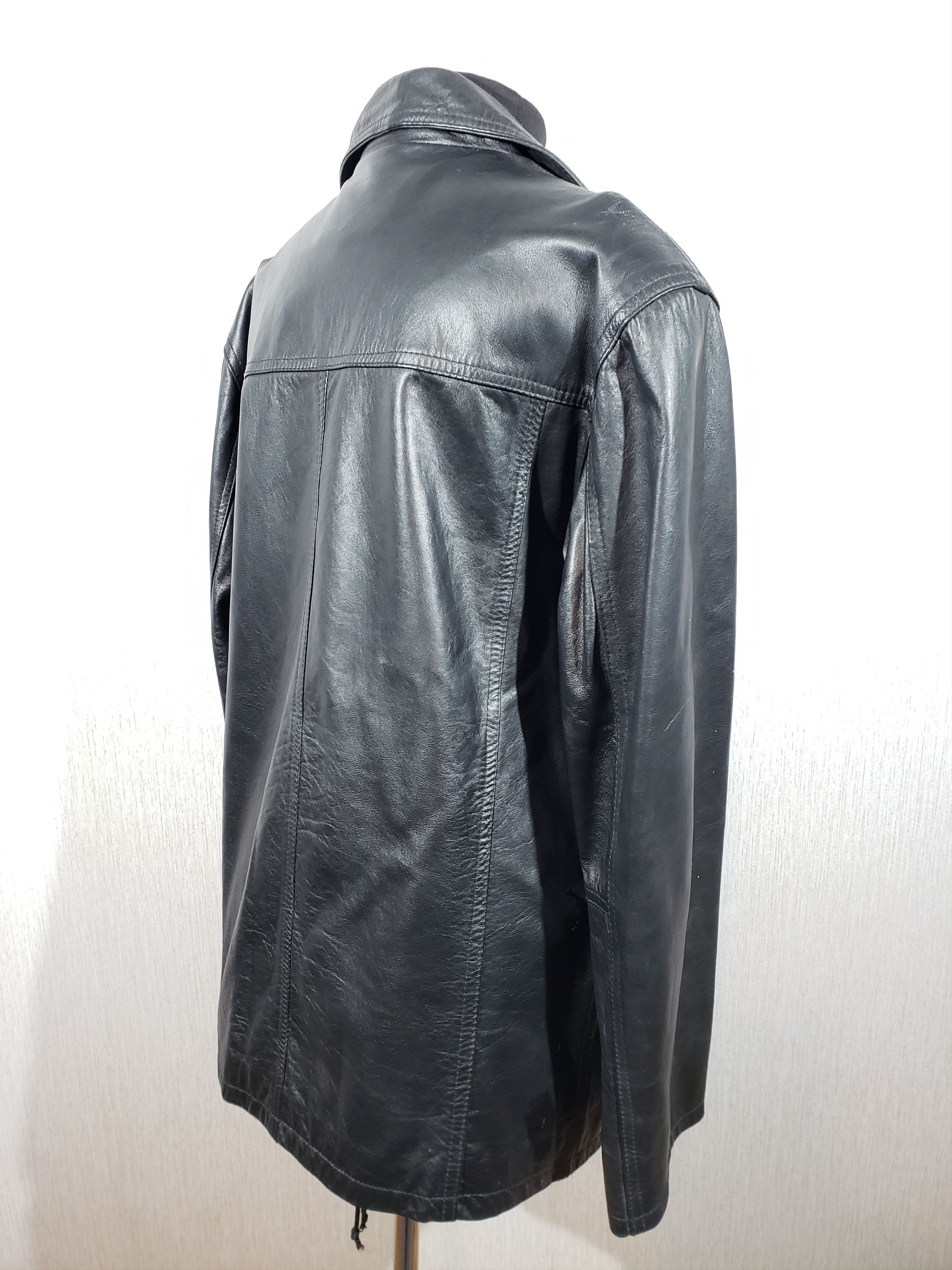 Uniqlo Black men's jacket made of genuine leather. Size US L / EU 52-54 / 3 - 5 Thumbnail