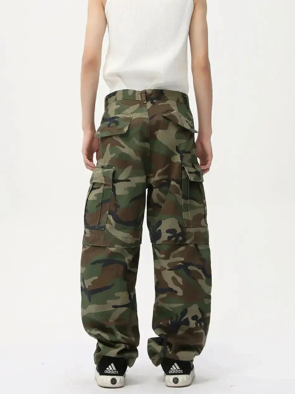 Japanese Brand Retro camouflage casual pocket jeans Size US 32 / EU 48 - 2 Thumbnail