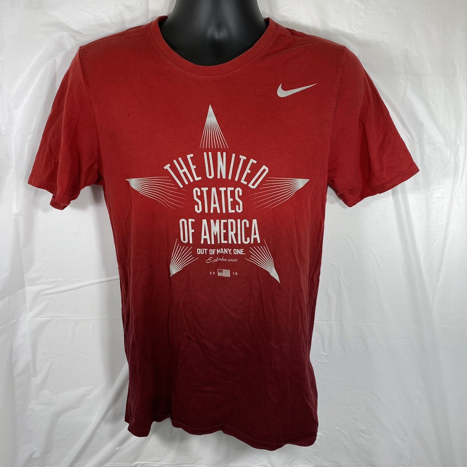 Nike Nike United States Small Star Graphic T Shirt 2016 USA Size US S / EU 44-46 / 1 - 1 Thumbnail