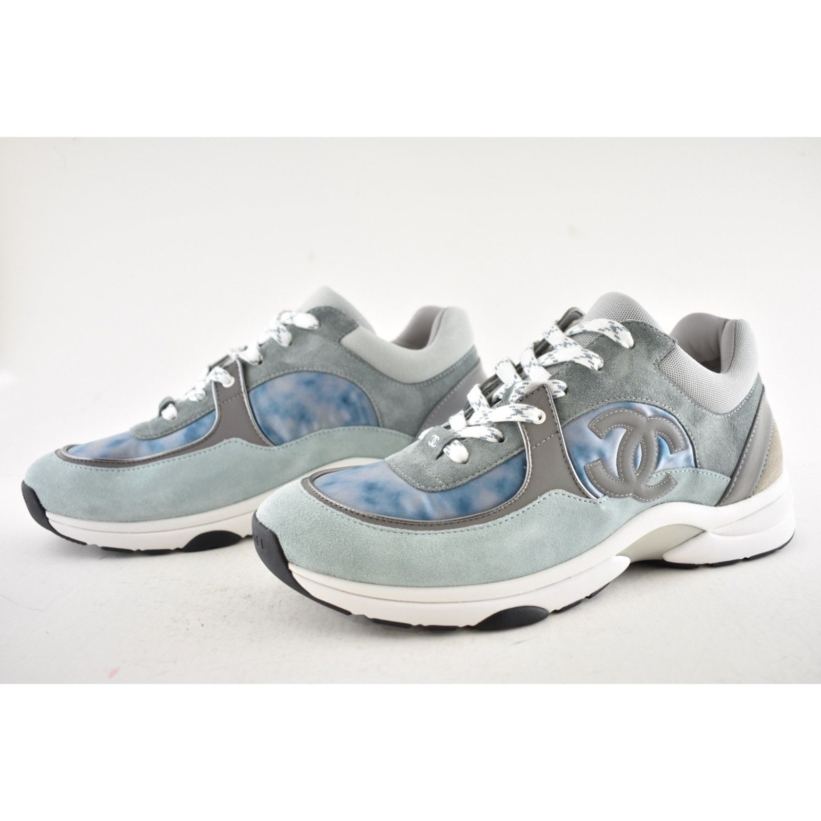 Chanel Chanel 20S Mens Grey Blue Silver White CC Logo Low Top Size US 11 / EU 44 - 10 Thumbnail
