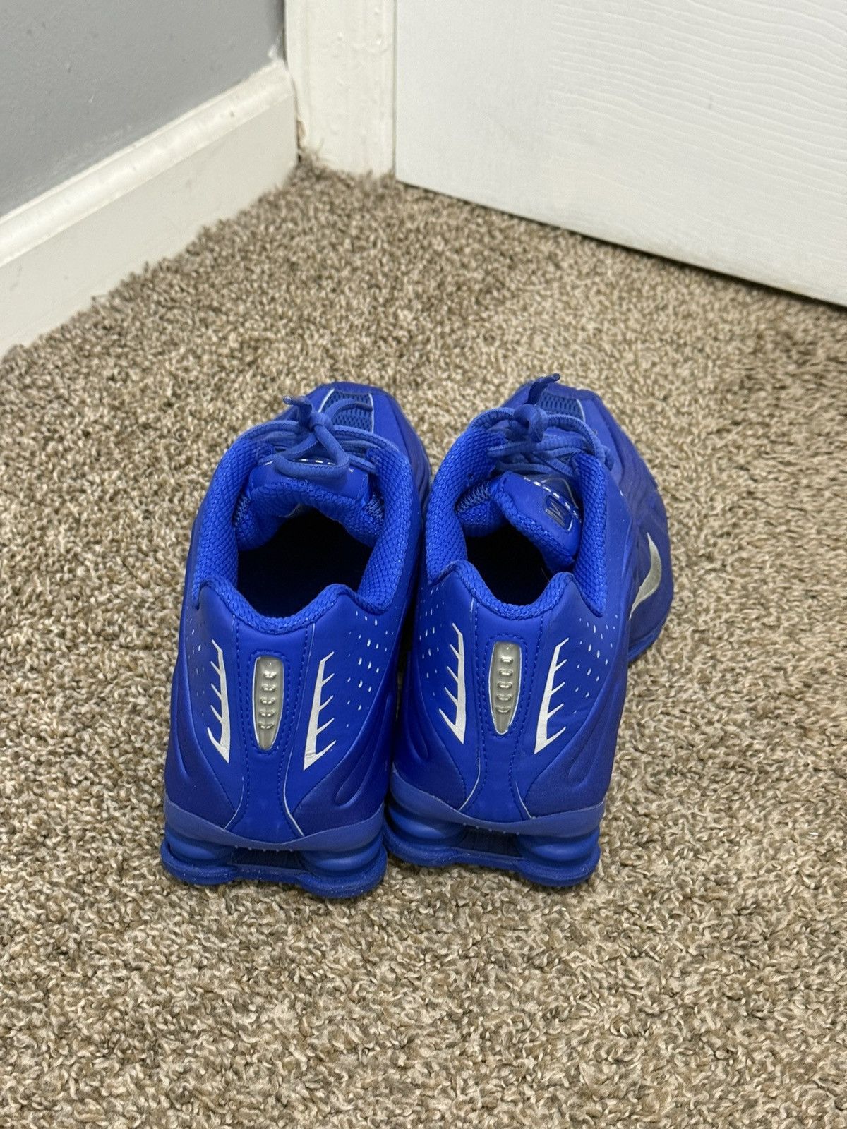 Nike Nike Shox R4 Size US 9 / EU 42 - 4 Thumbnail