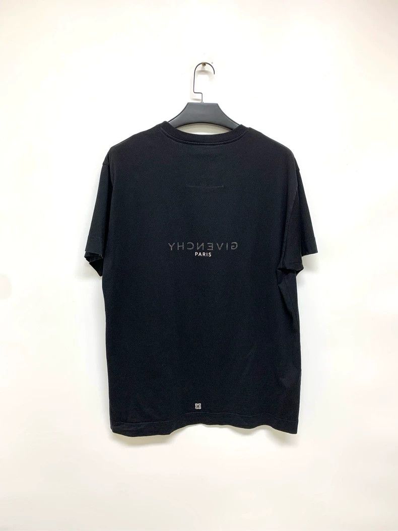 Givenchy Givenchy Chest Logo Short Sleeve T-Shirt 2506-Nextarrow Size US L / EU 52-54 / 3 - 8 Thumbnail