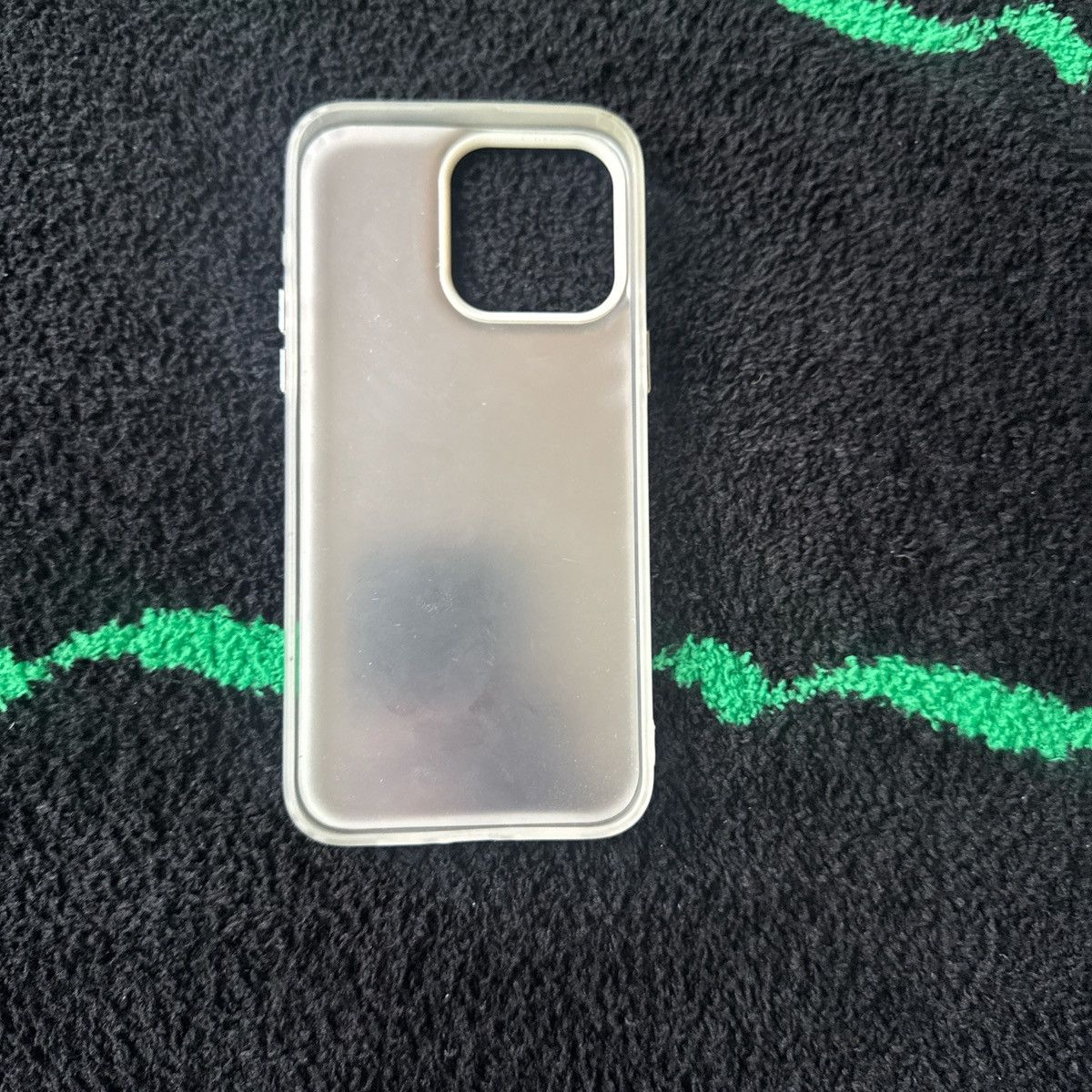 Other iPhone 15 pro Max case Size ONE SIZE - 2 Thumbnail