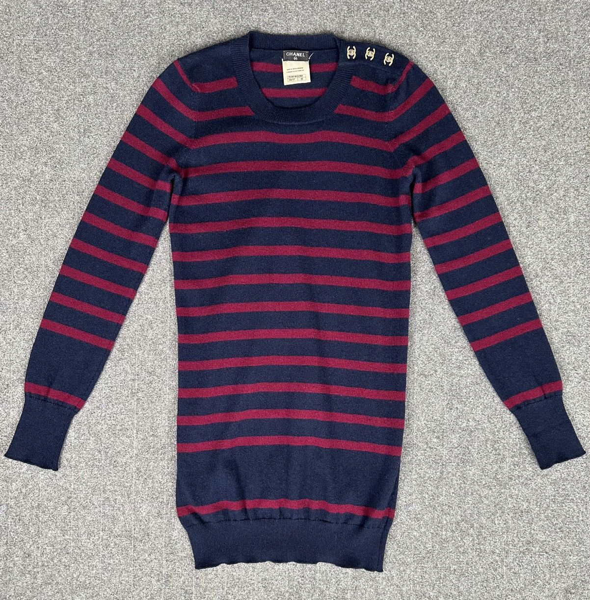 Chanel Chanel - Karl Lagerfeld 2011 Cashmere Jumper Dress Turn Lock Size XS / US 0-2 / IT 36-38 - 1 Thumbnail