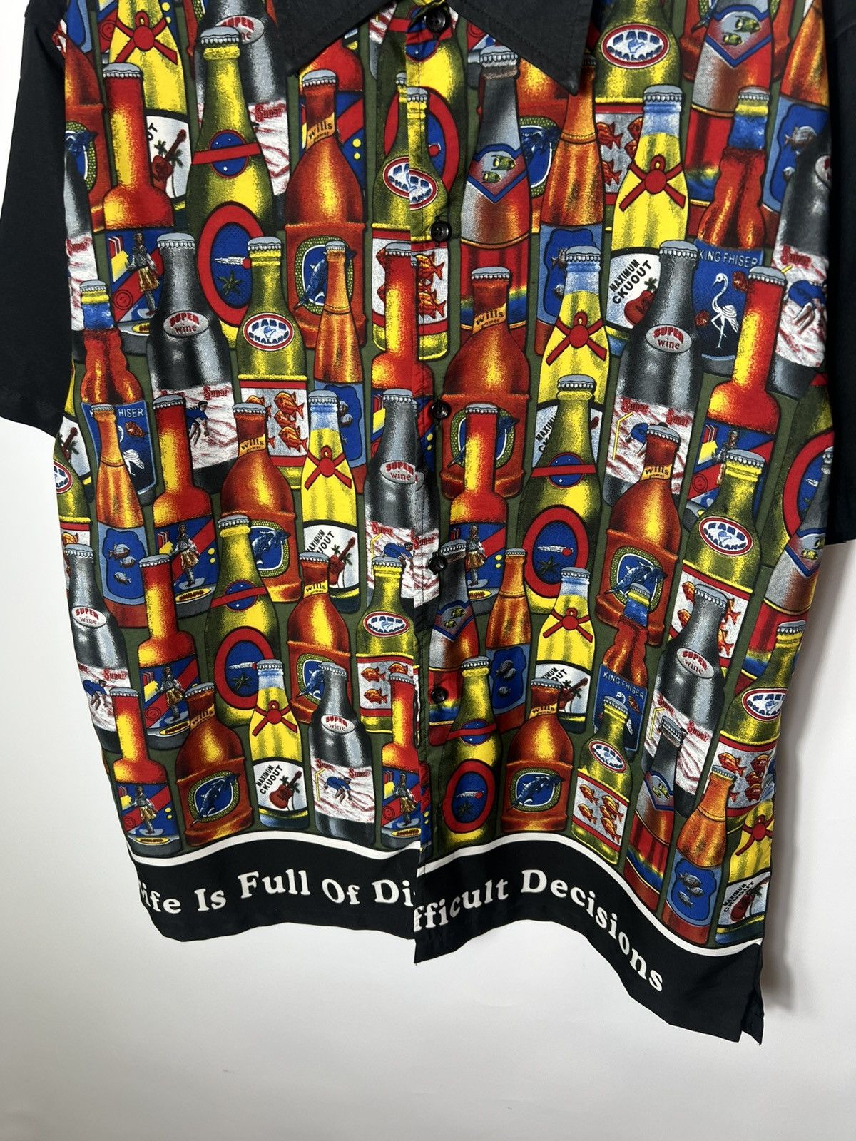 Vintage Vintage Bottle Rows Pattern Aloha Hawaiian Beach Shirt Size US L / EU 52-54 / 3 - 3 Thumbnail