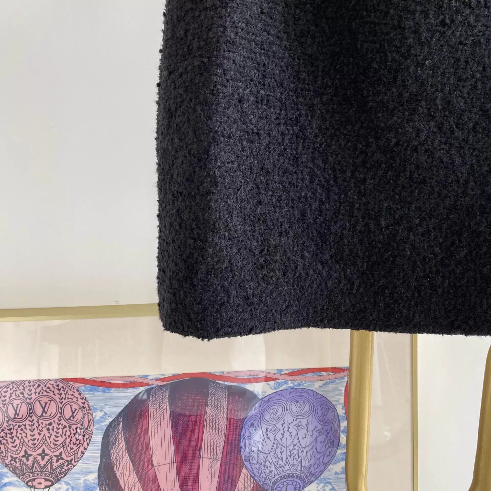 Louis Vuitton Louis Vuitton dark wool mini skirt women's 38 Size 27" / US 4 / IT 40 - 4 Thumbnail