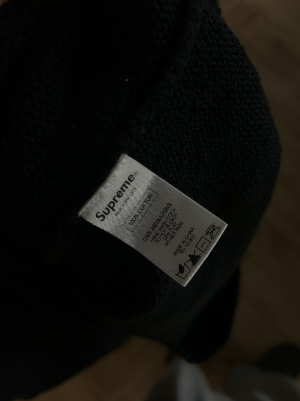 Supreme Supreme Logo Knit Size US XL / EU 56 / 4 - 5 Thumbnail