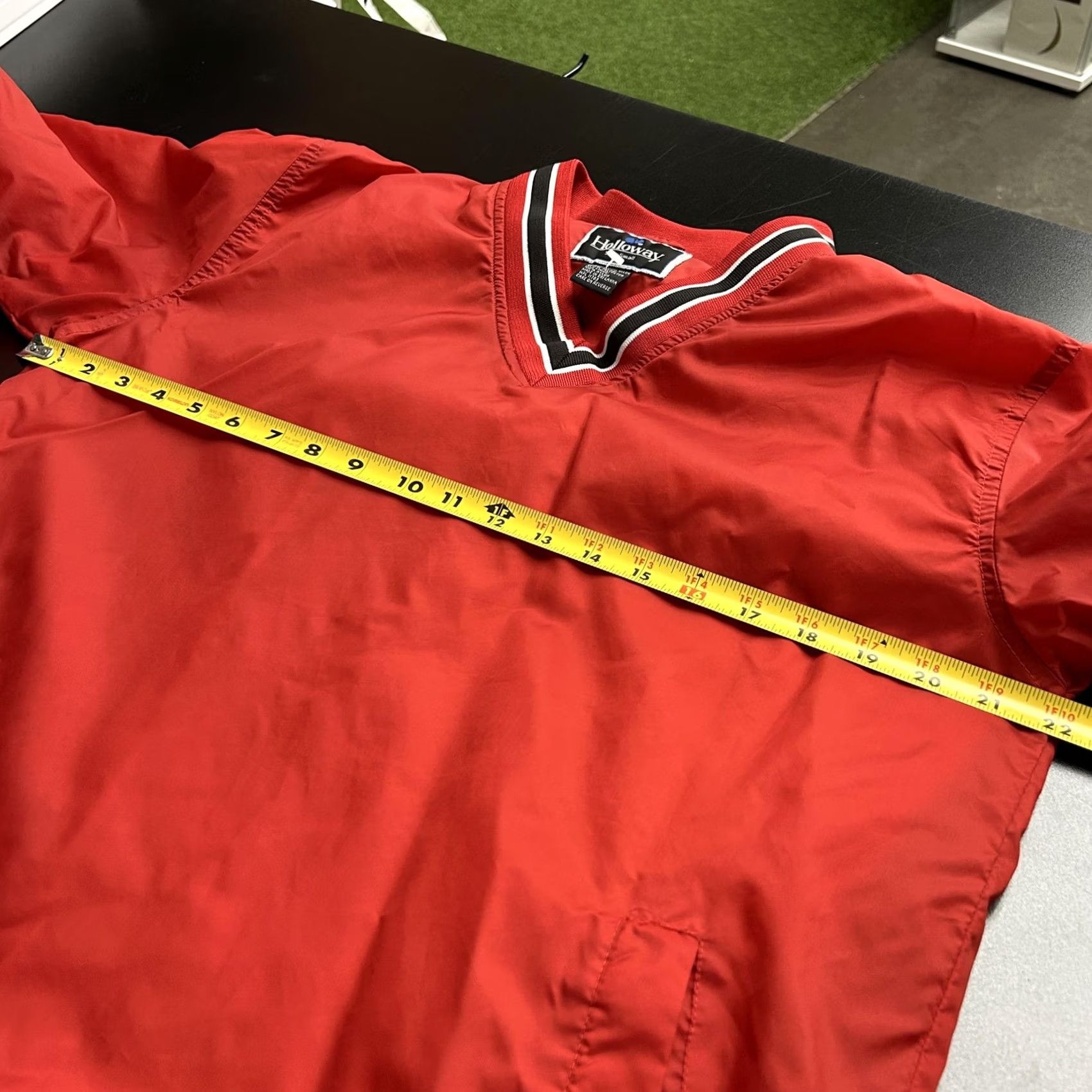 Holloway Holloway Jacket Mens Small Red V Neck Pullover Windbreaker Nylon Athletic Stripe Size US S / EU 44-46 / 1 - 4 Thumbnail