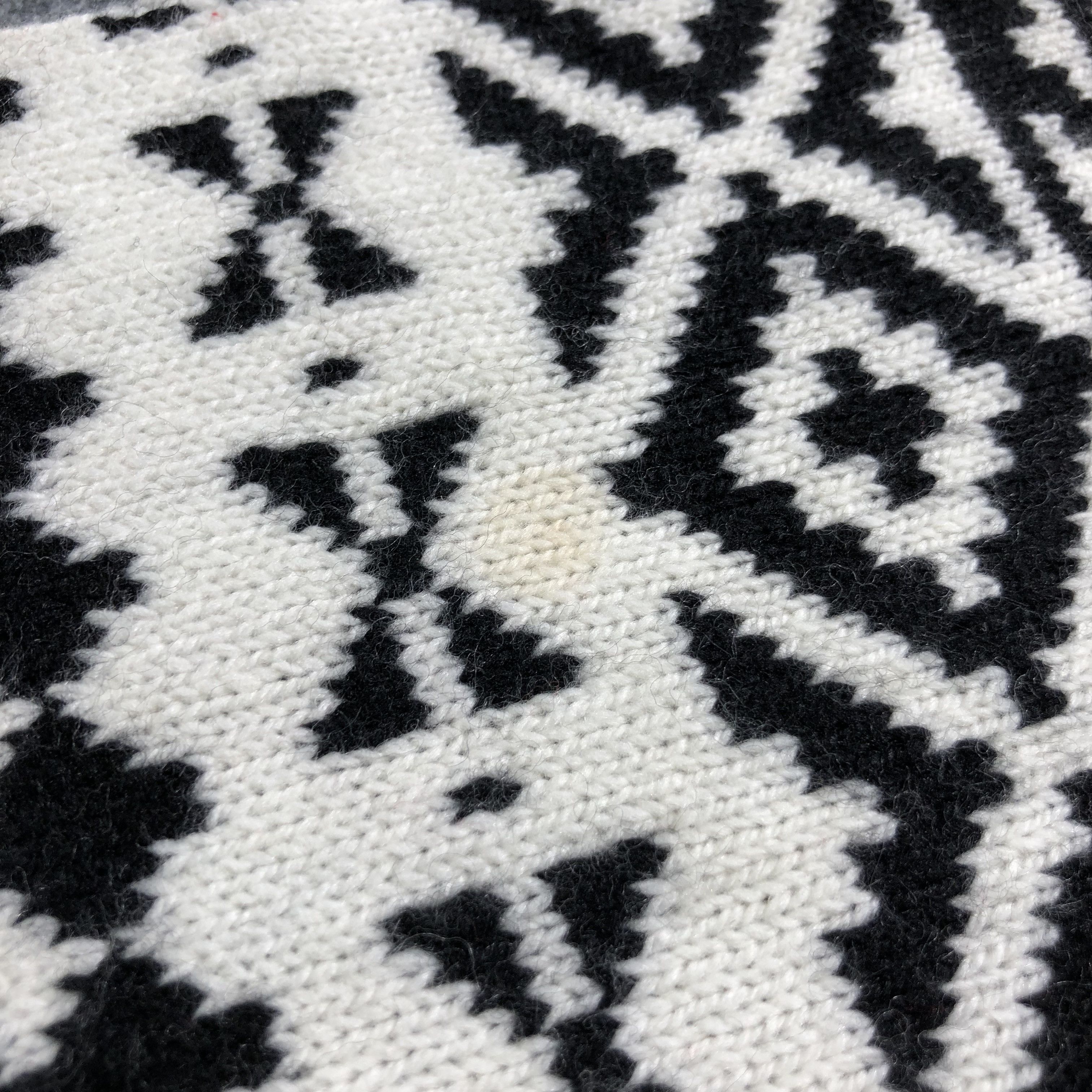 Gap GAP Native Design Wool Scarf Muffler V1350 Size ONE SIZE - 9 Thumbnail