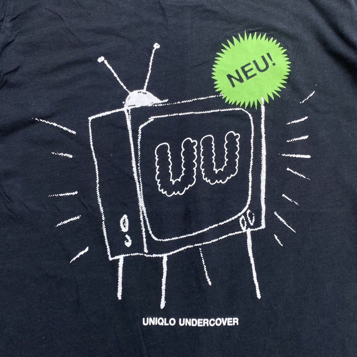 Undercover × Uniqlo Jun Takahashi Undercover X Uniqlo UU TV Big Logo Tee Size US L / EU 52-54 / 3 - 5 Thumbnail