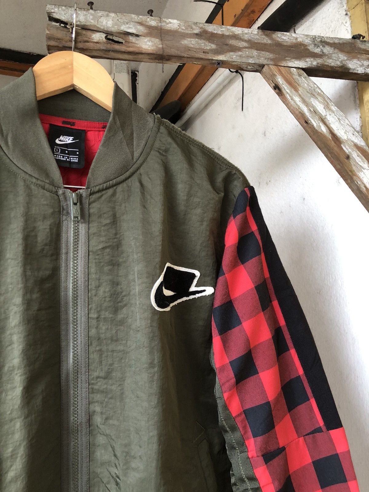 Nike On Fire🔥 Nike x NSW Gothic Style Bomber Jacket Size US L / EU 52-54 / 3 - 4 Thumbnail