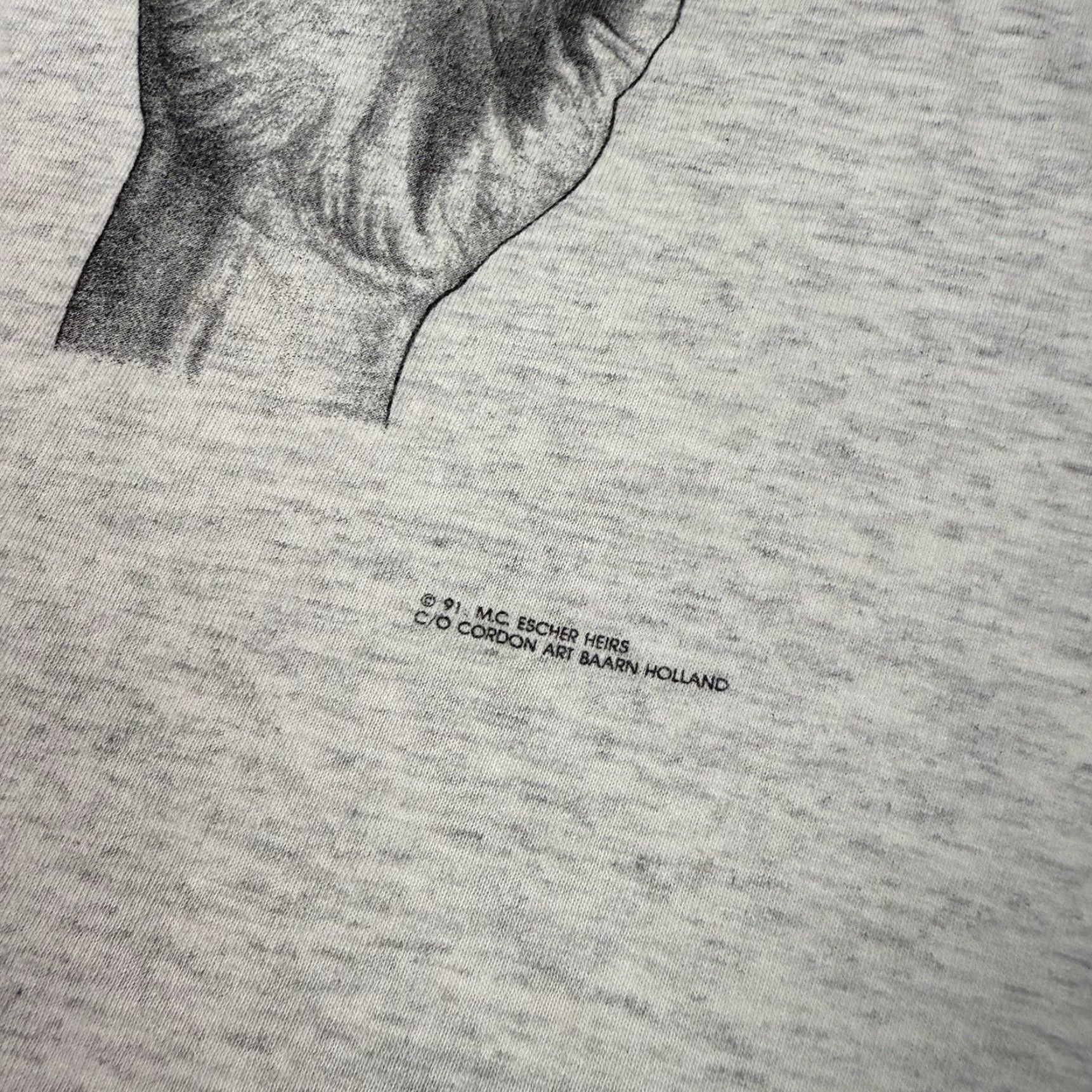 Vintage VINTAGE MC Escher Shirt Mens Large Gray Hand Reflecting Sphere Art Rare 90s L Size US L / EU 52-54 / 3 - 4 Thumbnail