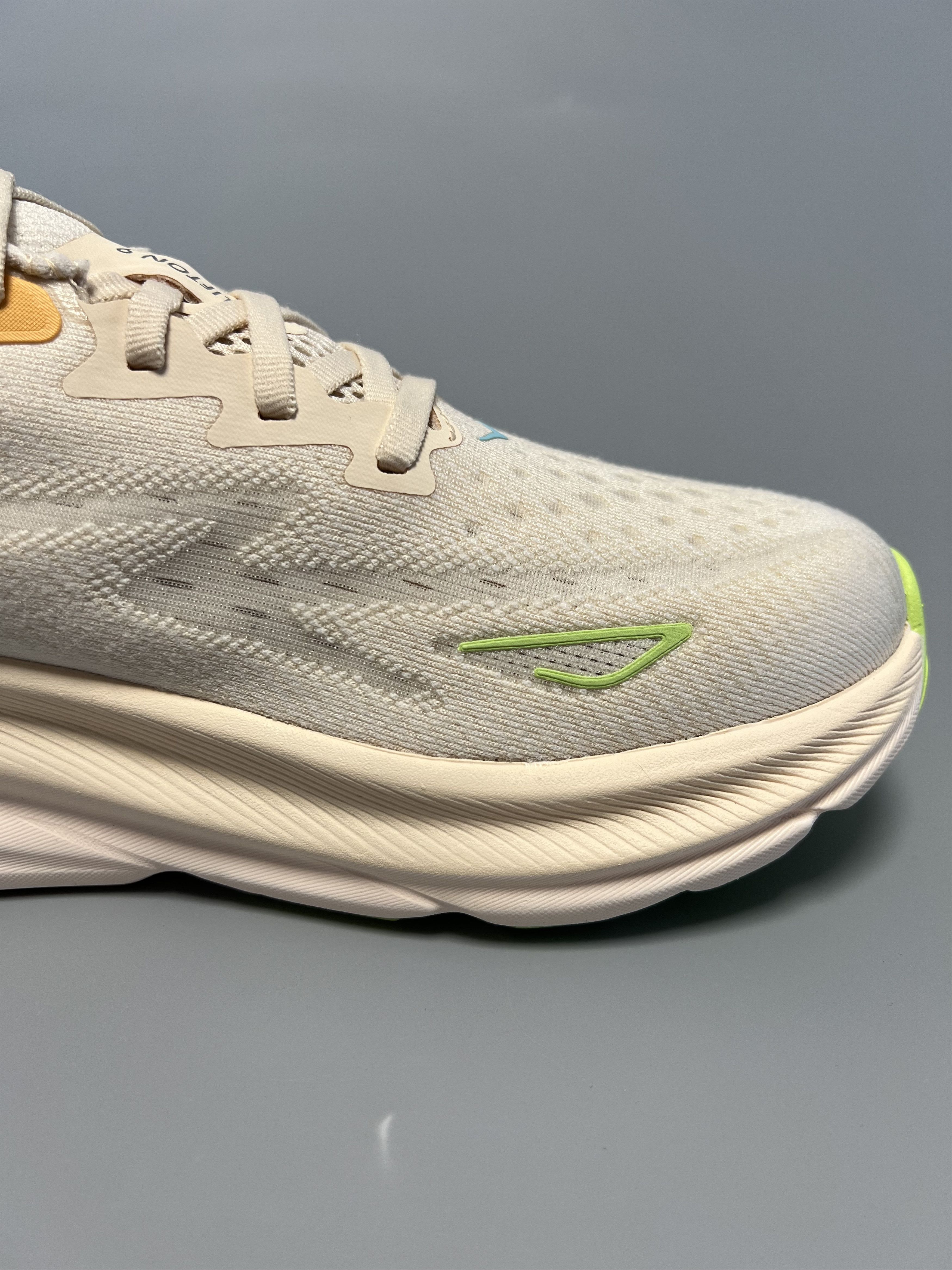 Hoka 9.5D Hoka One One Clifton 9 Wide Running Shoes Walking Gym Size US 9.5 / IT 39.5 - 7 Thumbnail