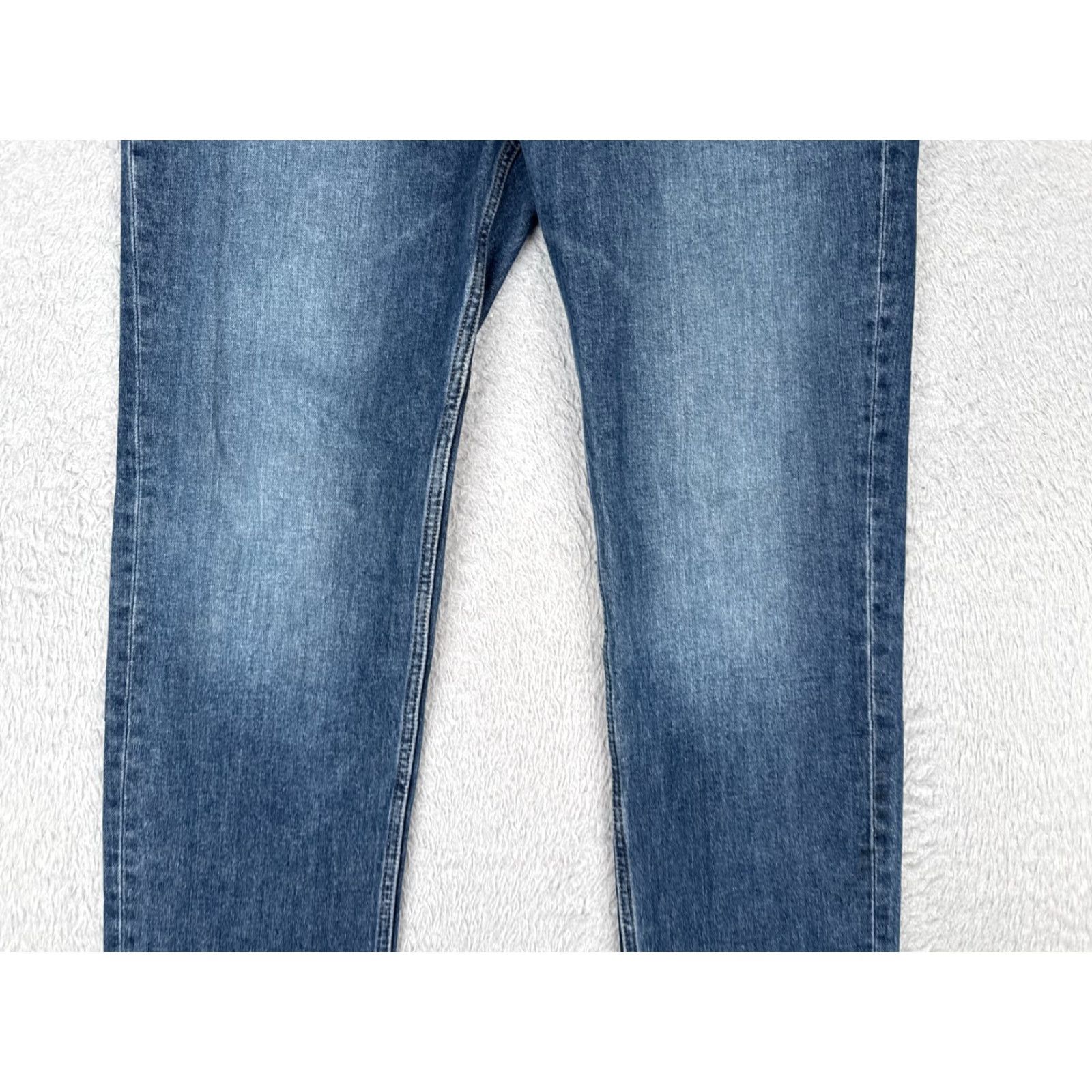 Everlane Everlane Jeans Mens 33x32 Blue Denim Slim Straight Leg Uniform Cotton Blend Work Size US 33 - 3 Thumbnail